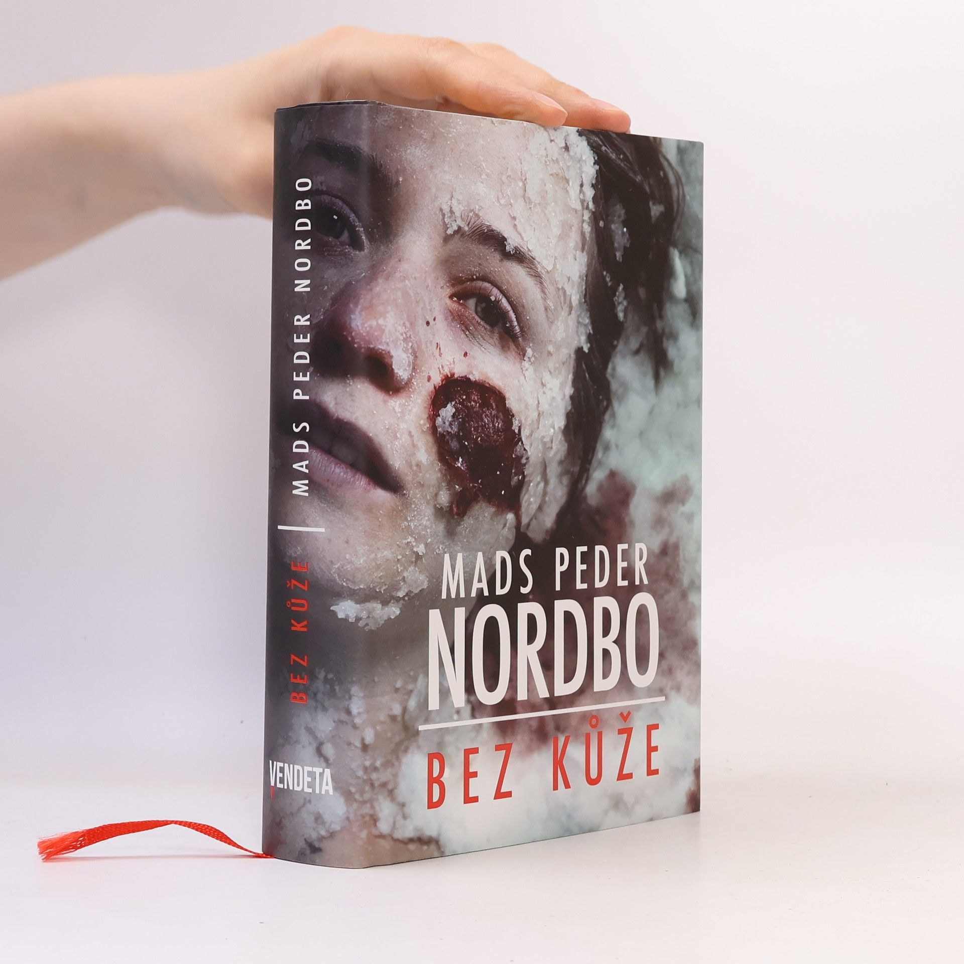 Mads Peder Nordbo Bez kůže