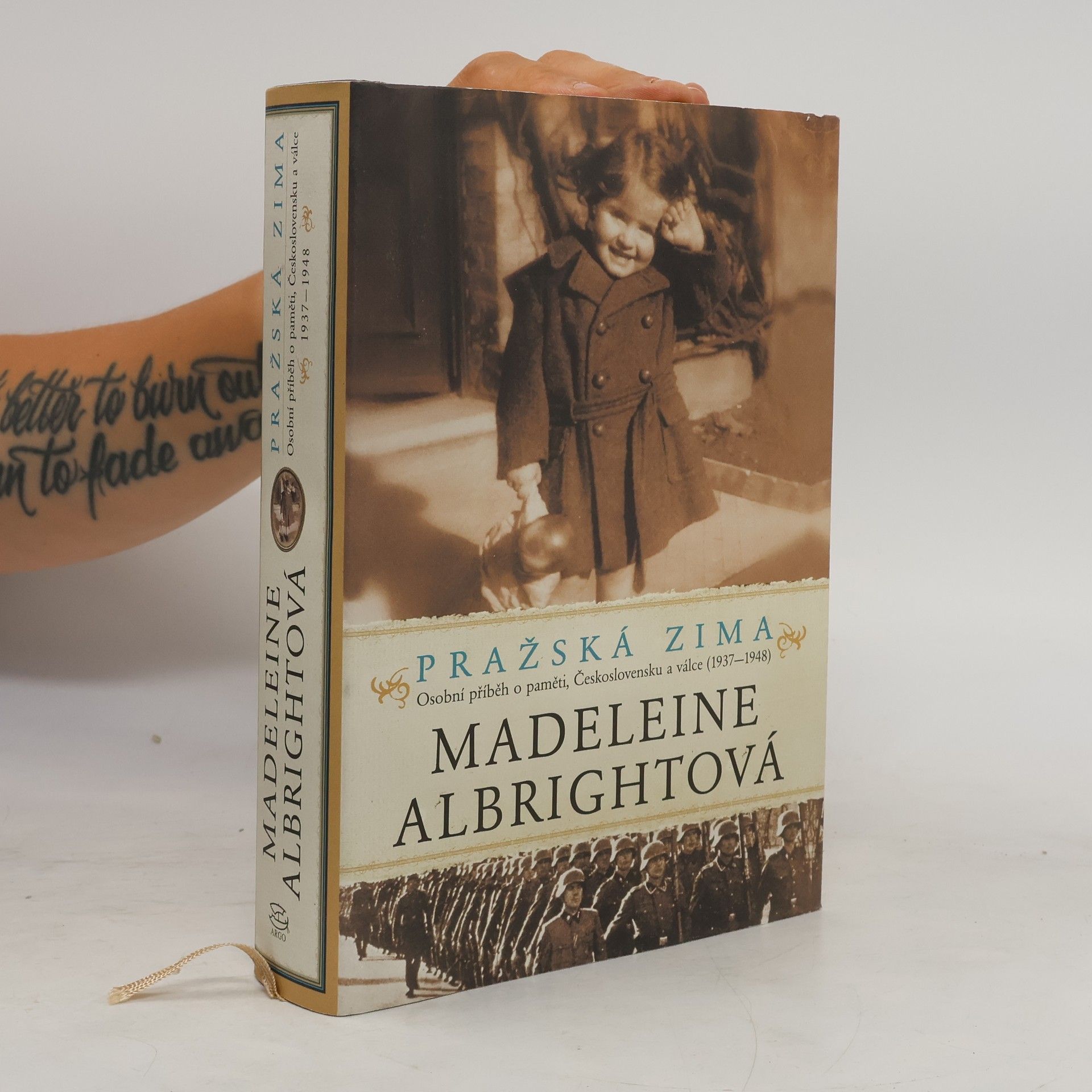 Madeleine Albright Pražská zima