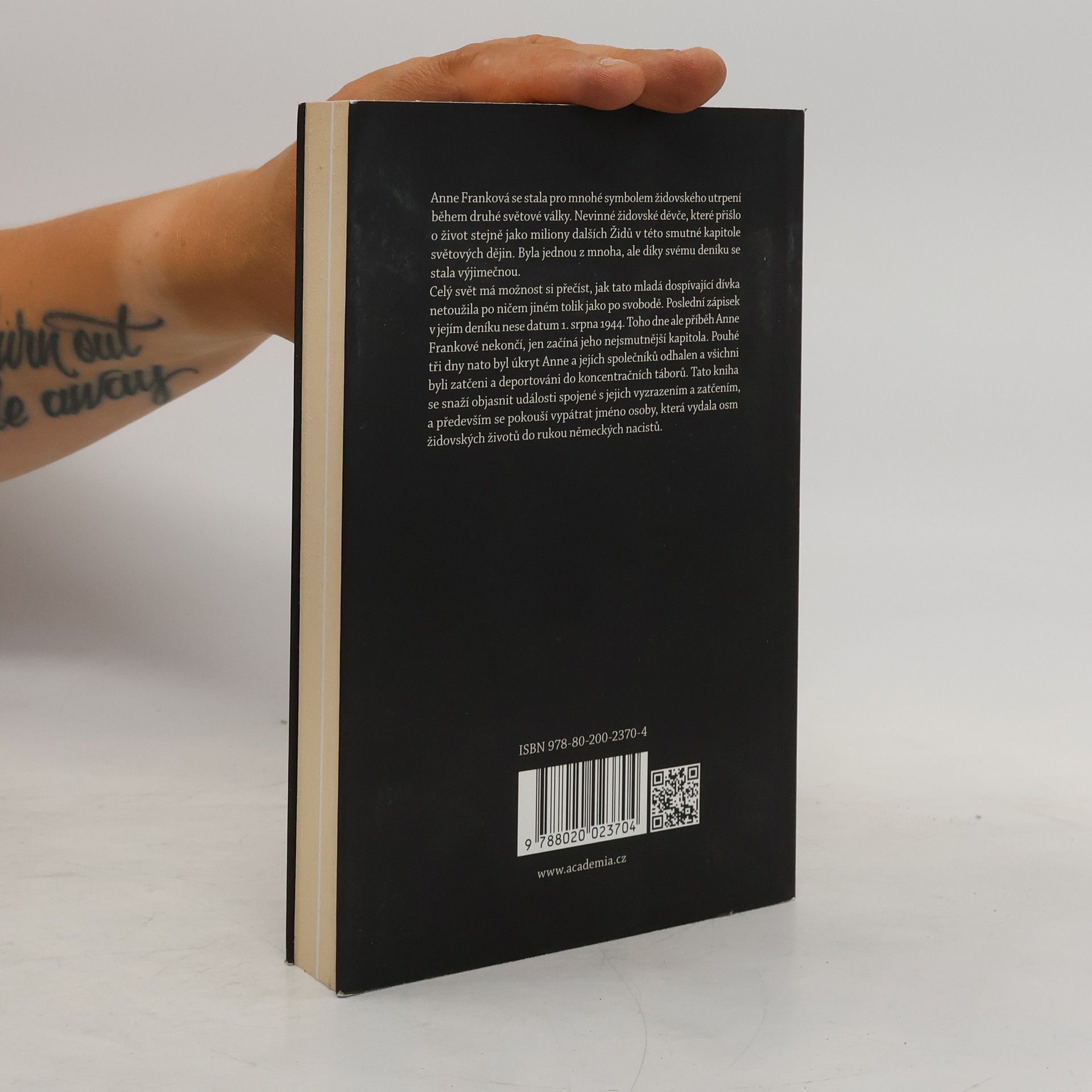 Various authors Kdo udal Anne Frankovou?