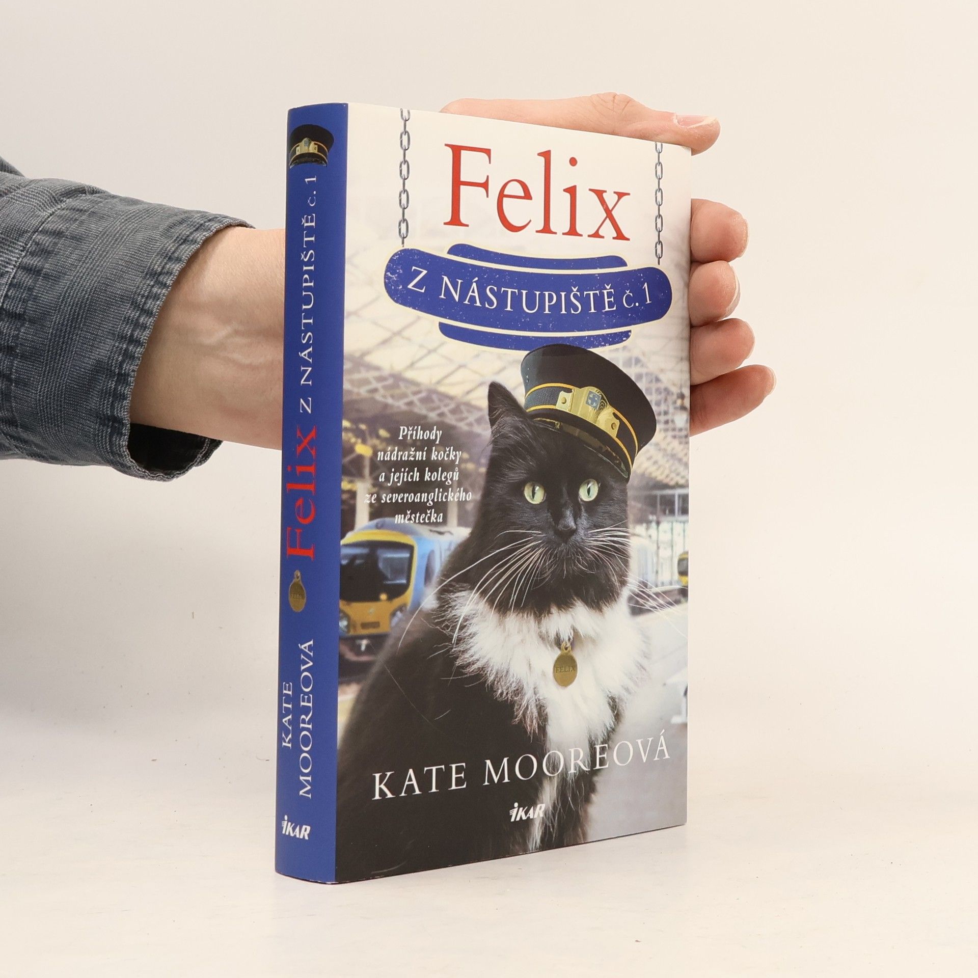Kate Moore Felix z nástupiště č. 1