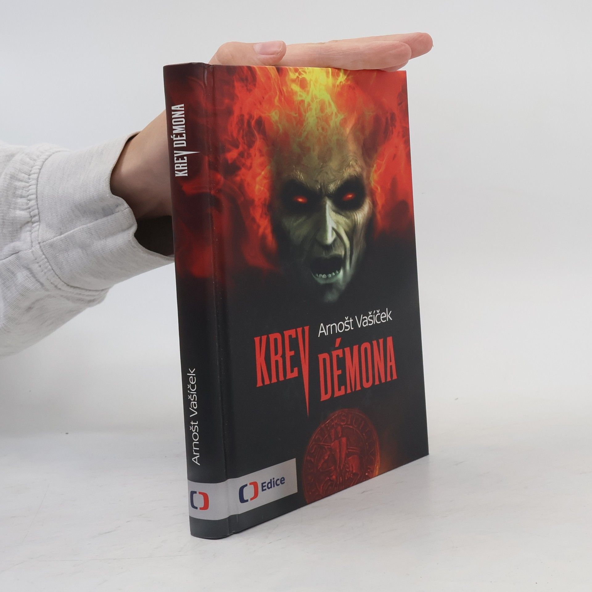 Arnošt Vašíček Krev démona - Thriller s děsivým historickým tajemstvím