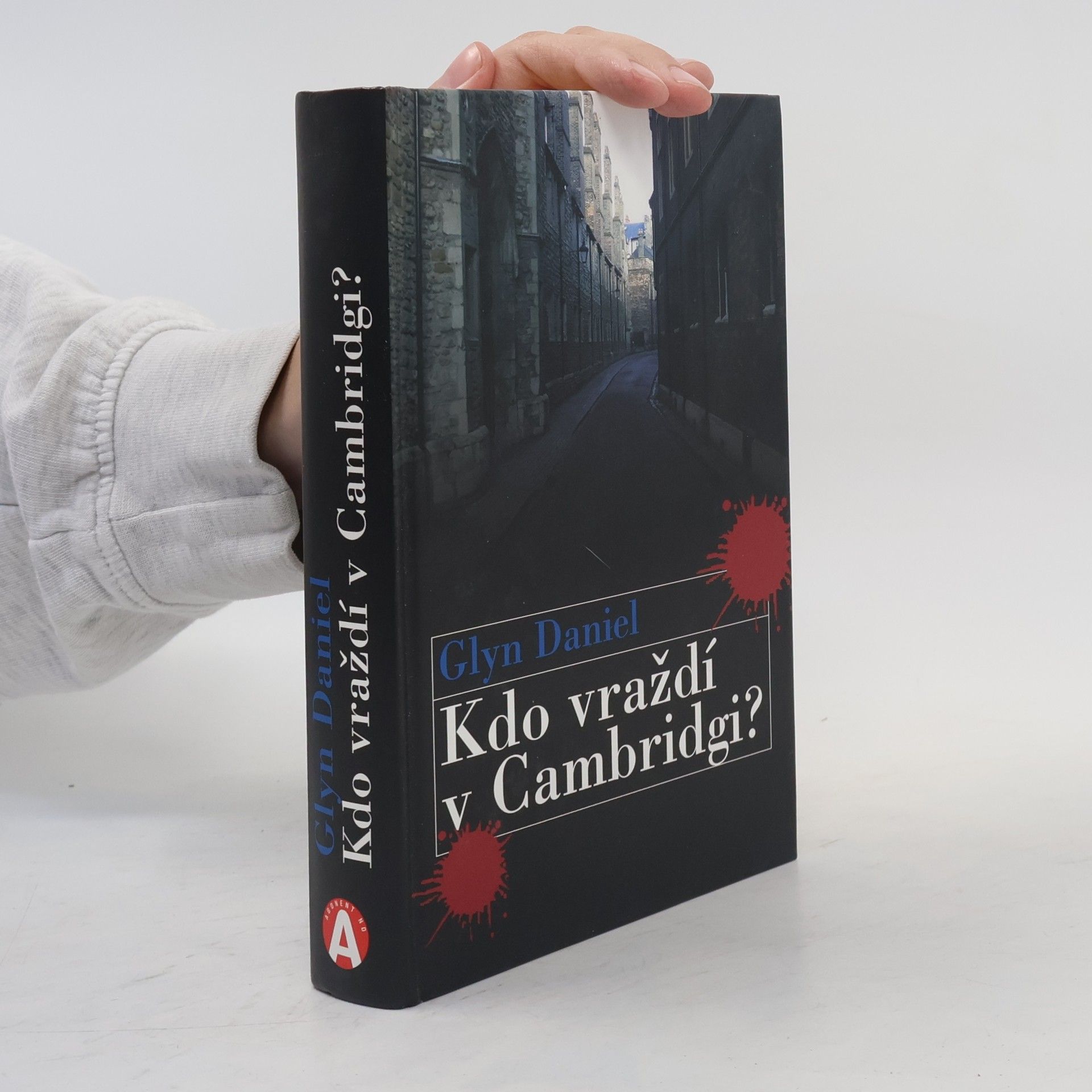 Glyn Daniel Kdo vraždí v Cambridgi?
