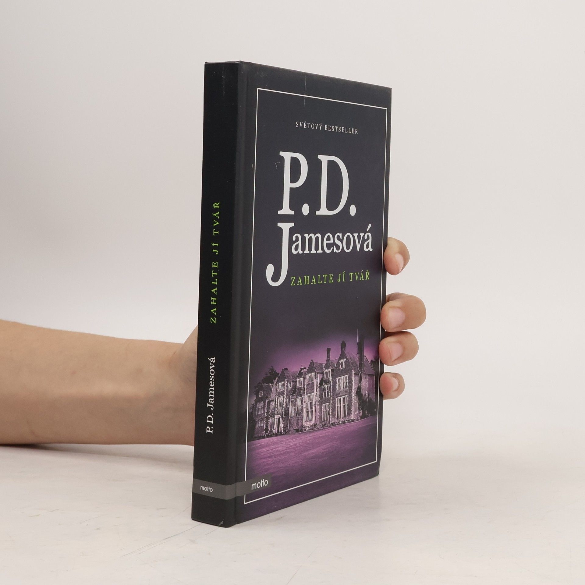 Phyllis Dorothy James Zahalte jí tvář