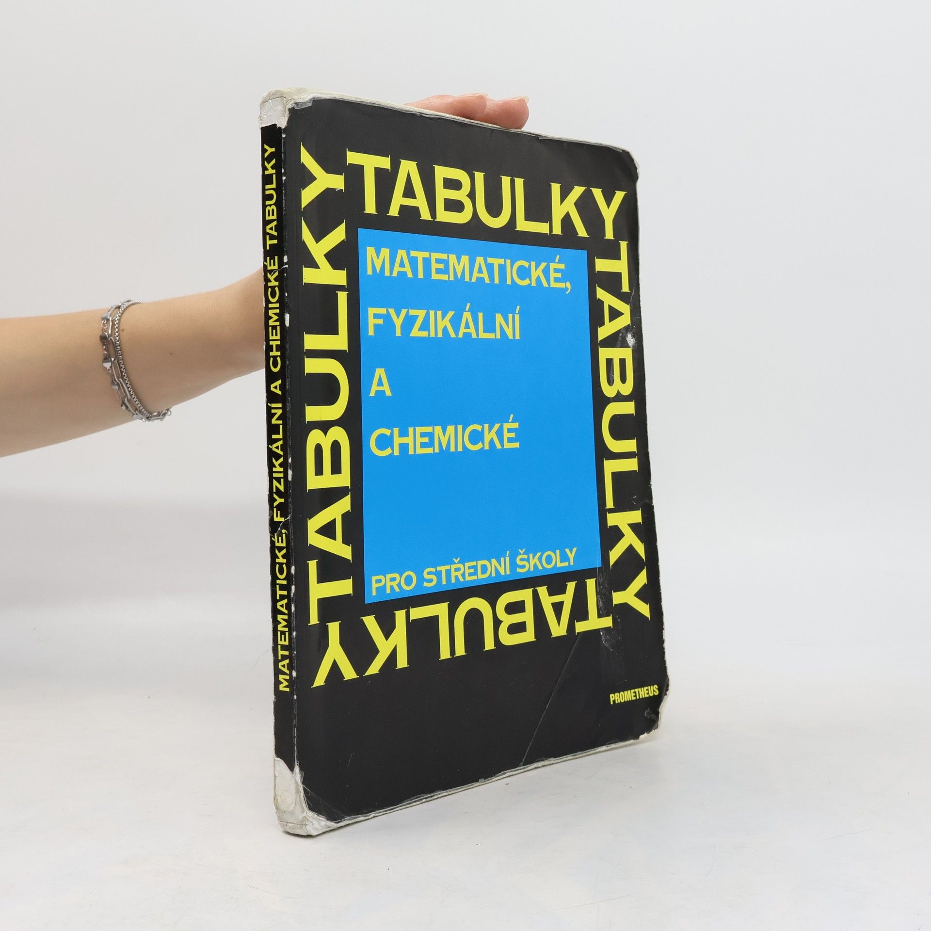 Autorenkollektiv Matematické, fyzikální a chemické tabulky pro střední školy