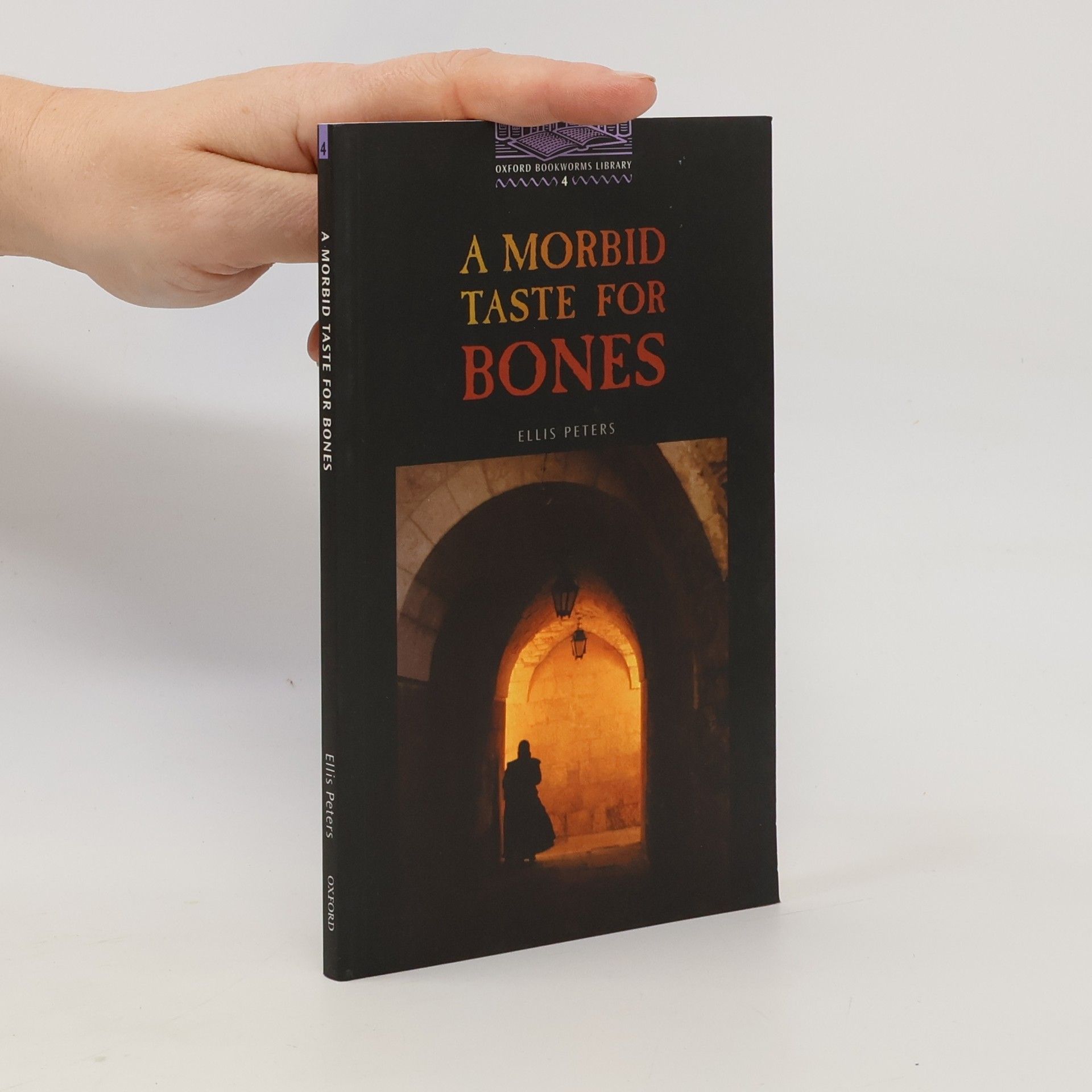 A Mordbid Taste For Bones (Oxford Bookworms, Level 4)