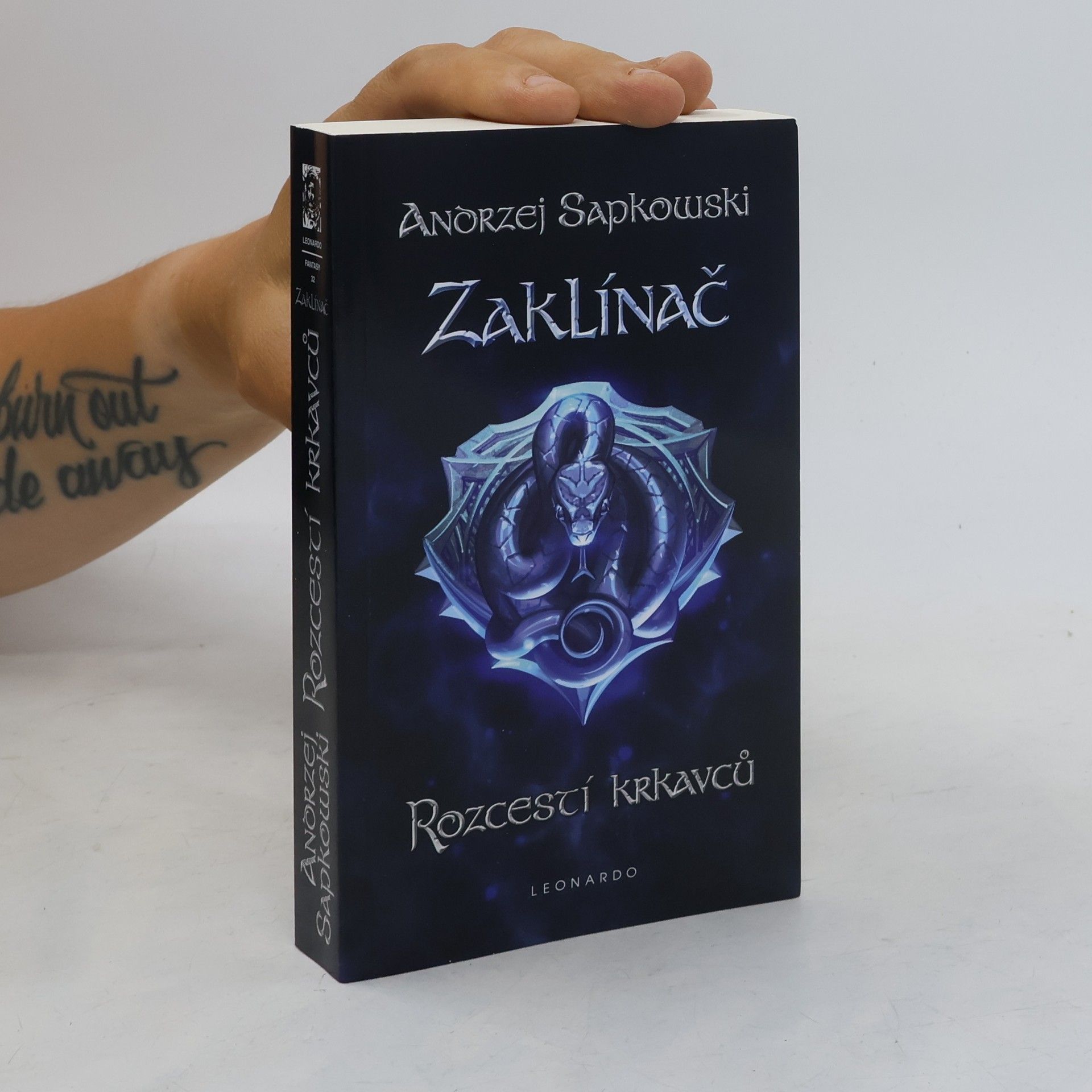 Andrzej Sapkowski Zaklínač IX. Rozcestí krkavců