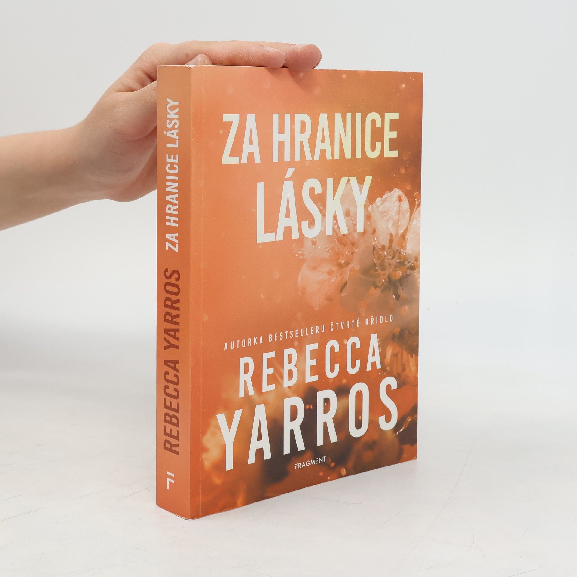 Rebecca Yarros Za hranice lásky