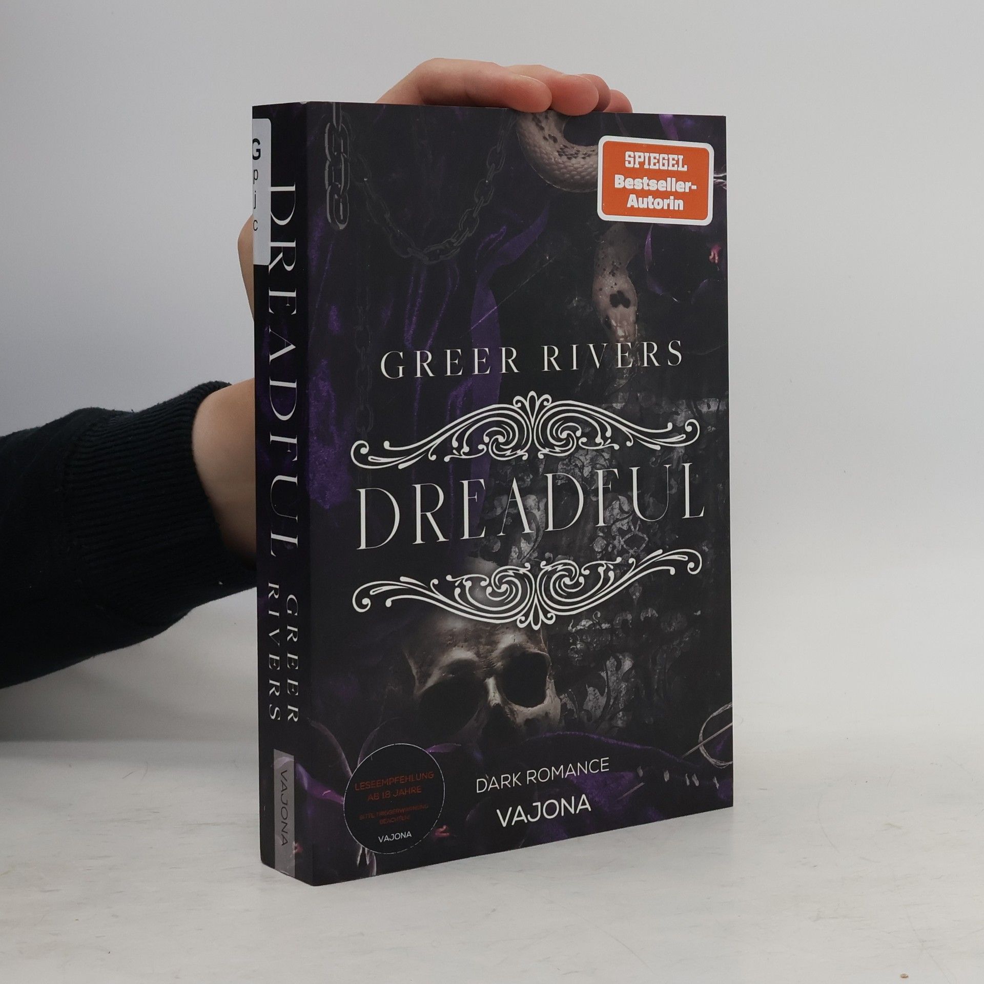 Greer Rivers Dreadful: A Dark Retelling