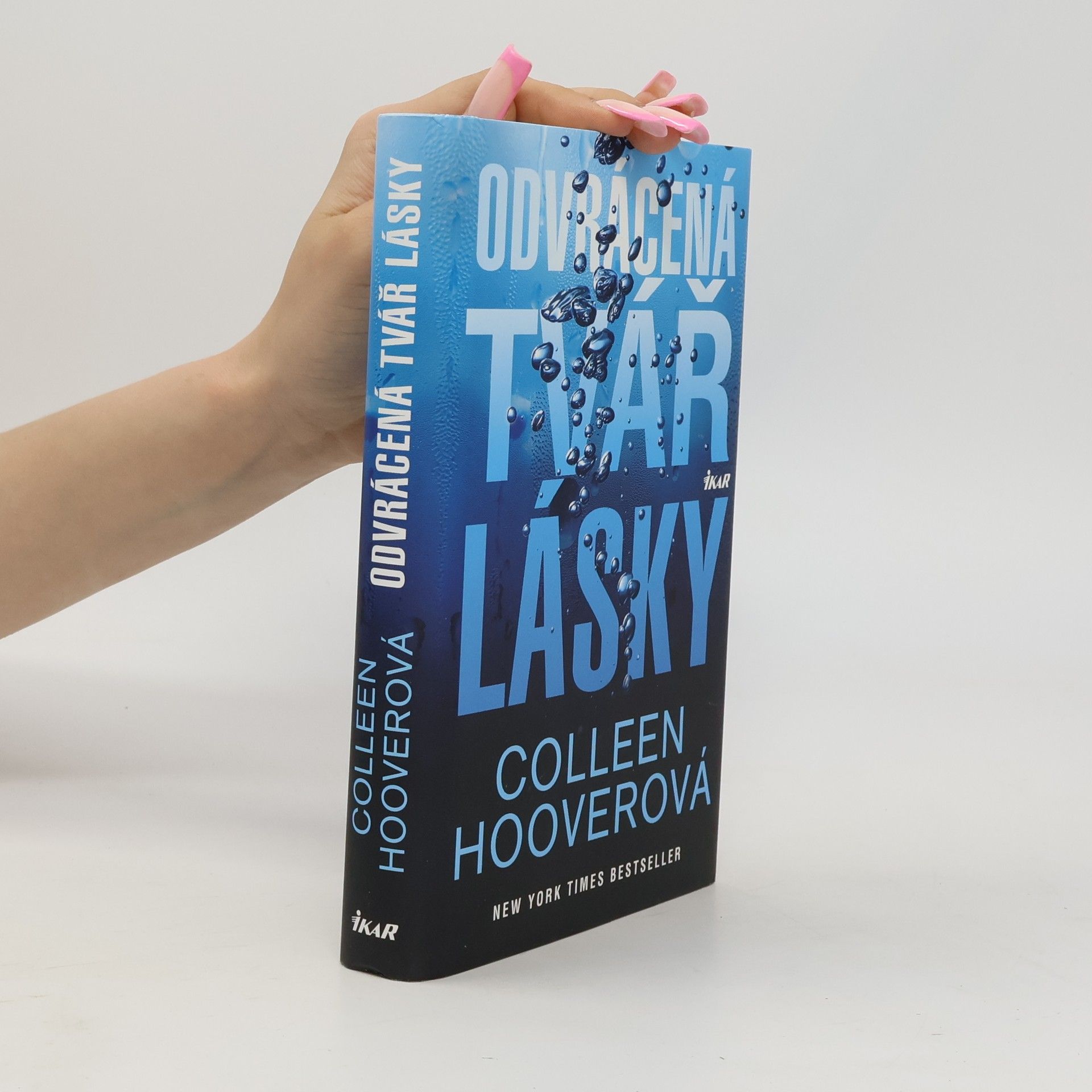 Colleen Hoover Odvrácená tvář lásky