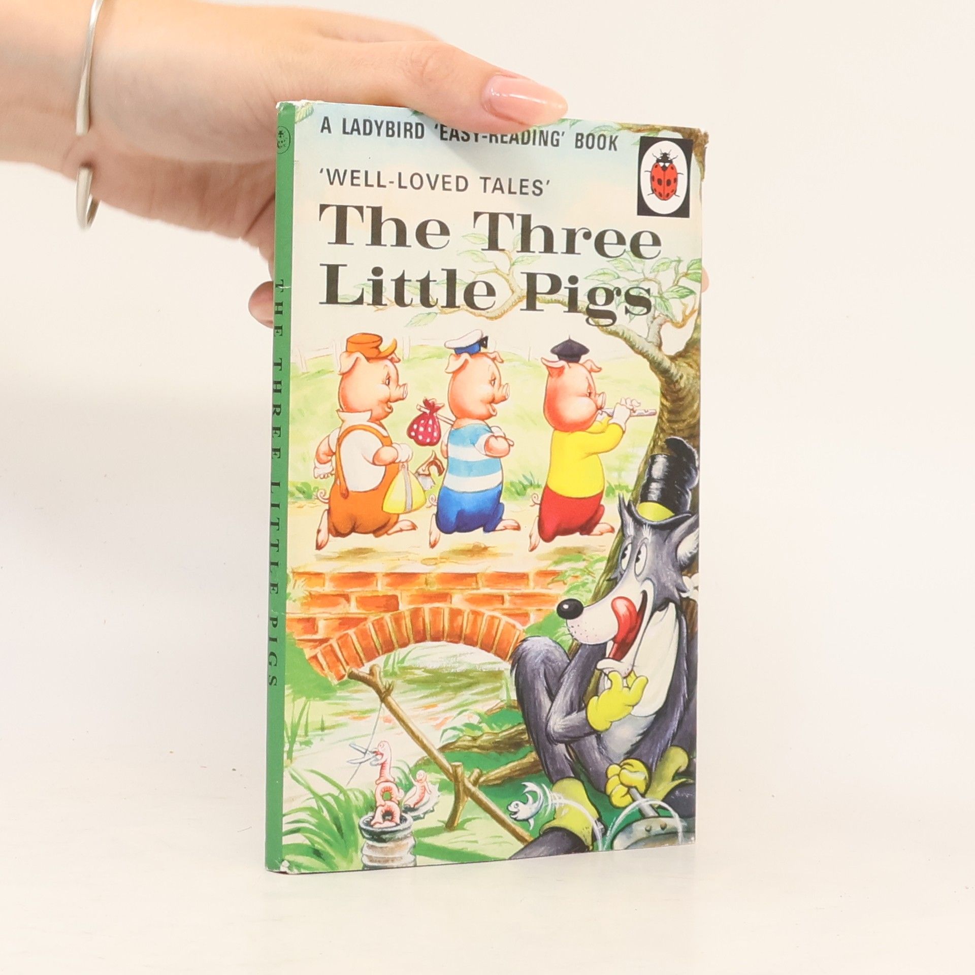 Well-loved Tales: The Three Little Pigs