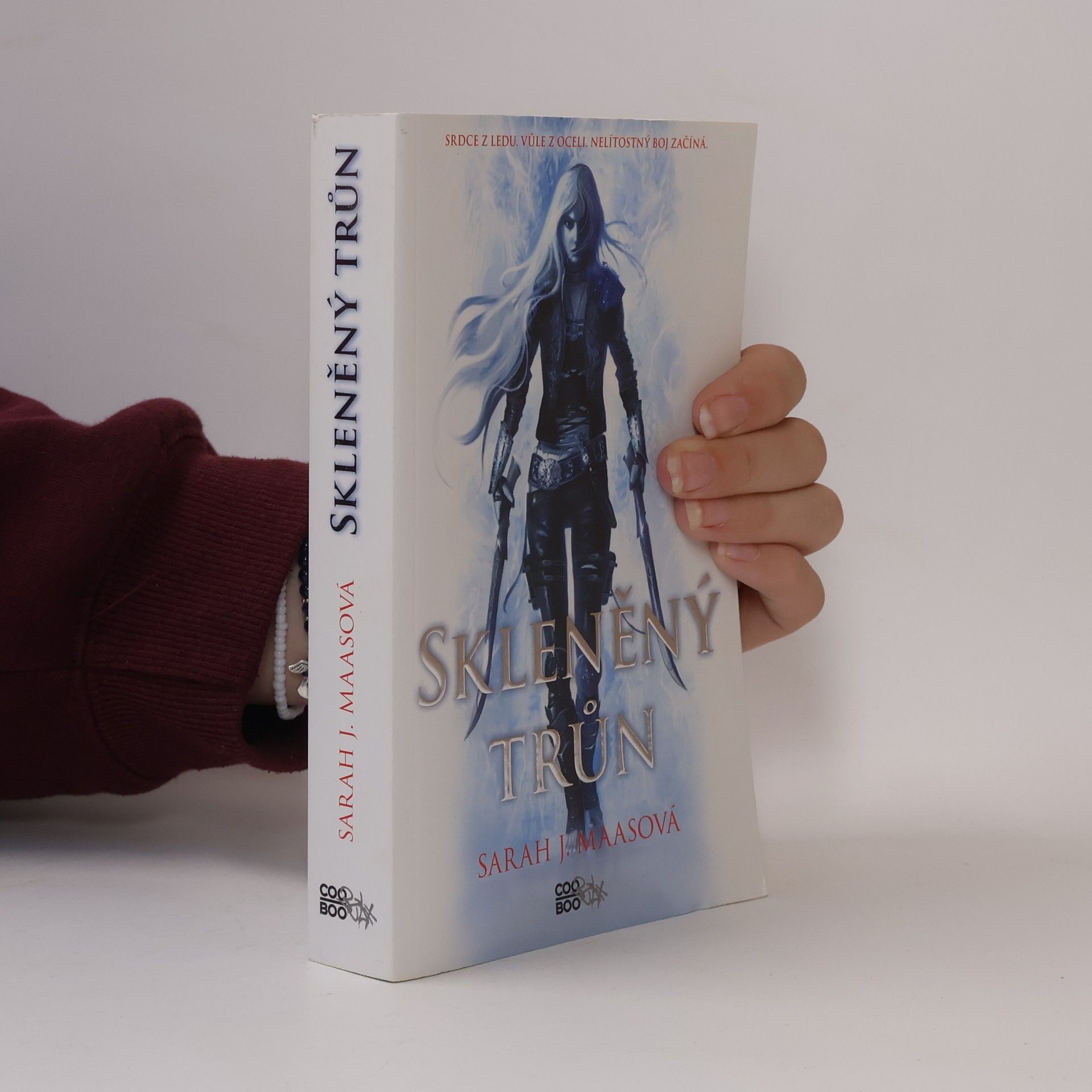 Sarah J. Maas Skleněný trůn