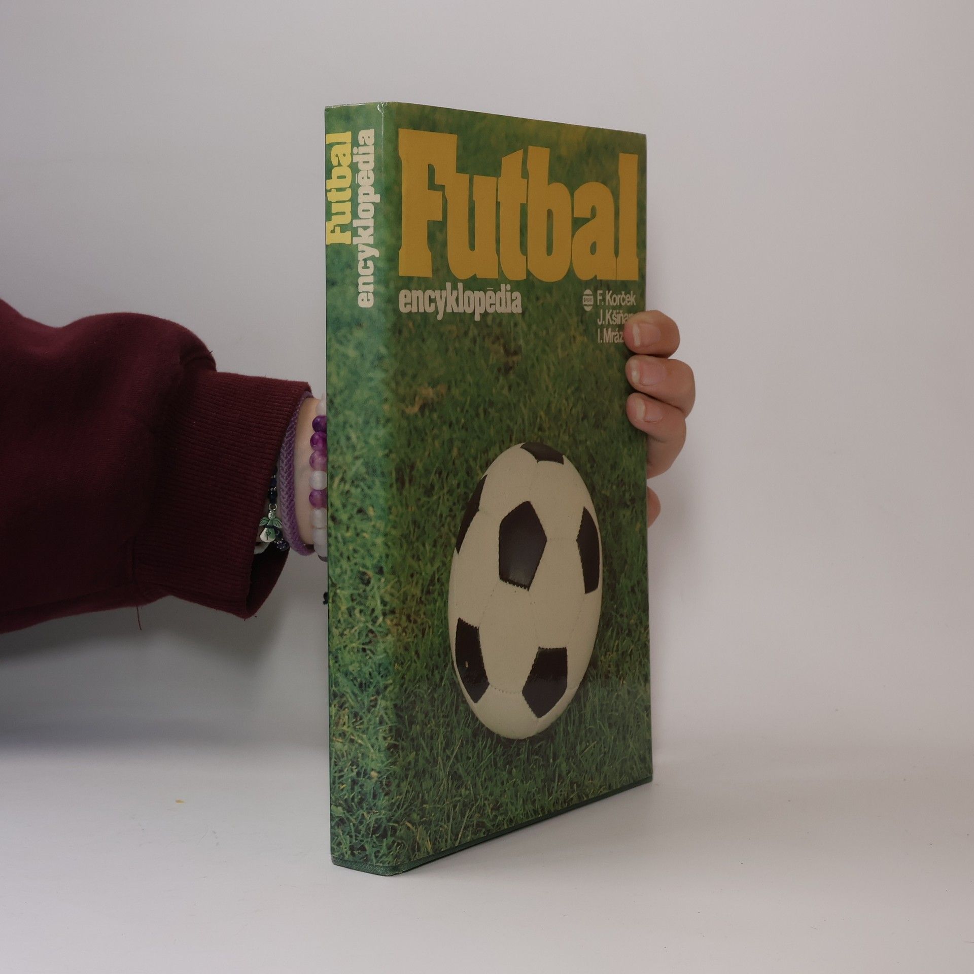 Jozef Kšiňan Futbal. Encyklopédia