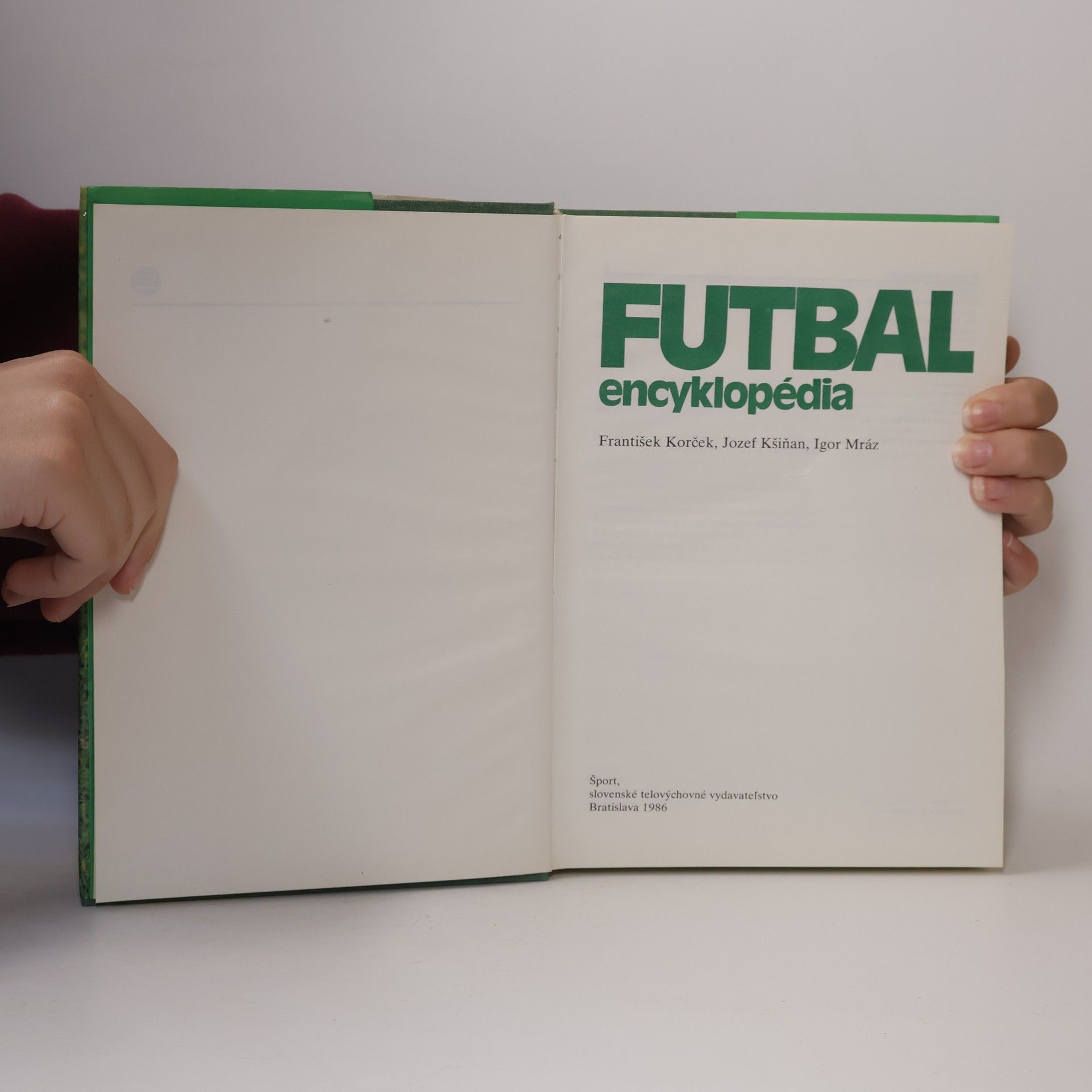 Igor Mráz Futbal. Encyklopédia
