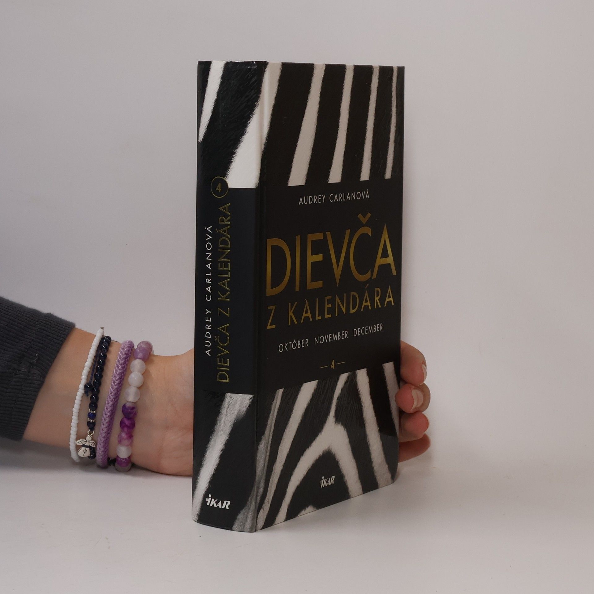 Audrey Carlan Dievča z kalendára 4. Október november december
