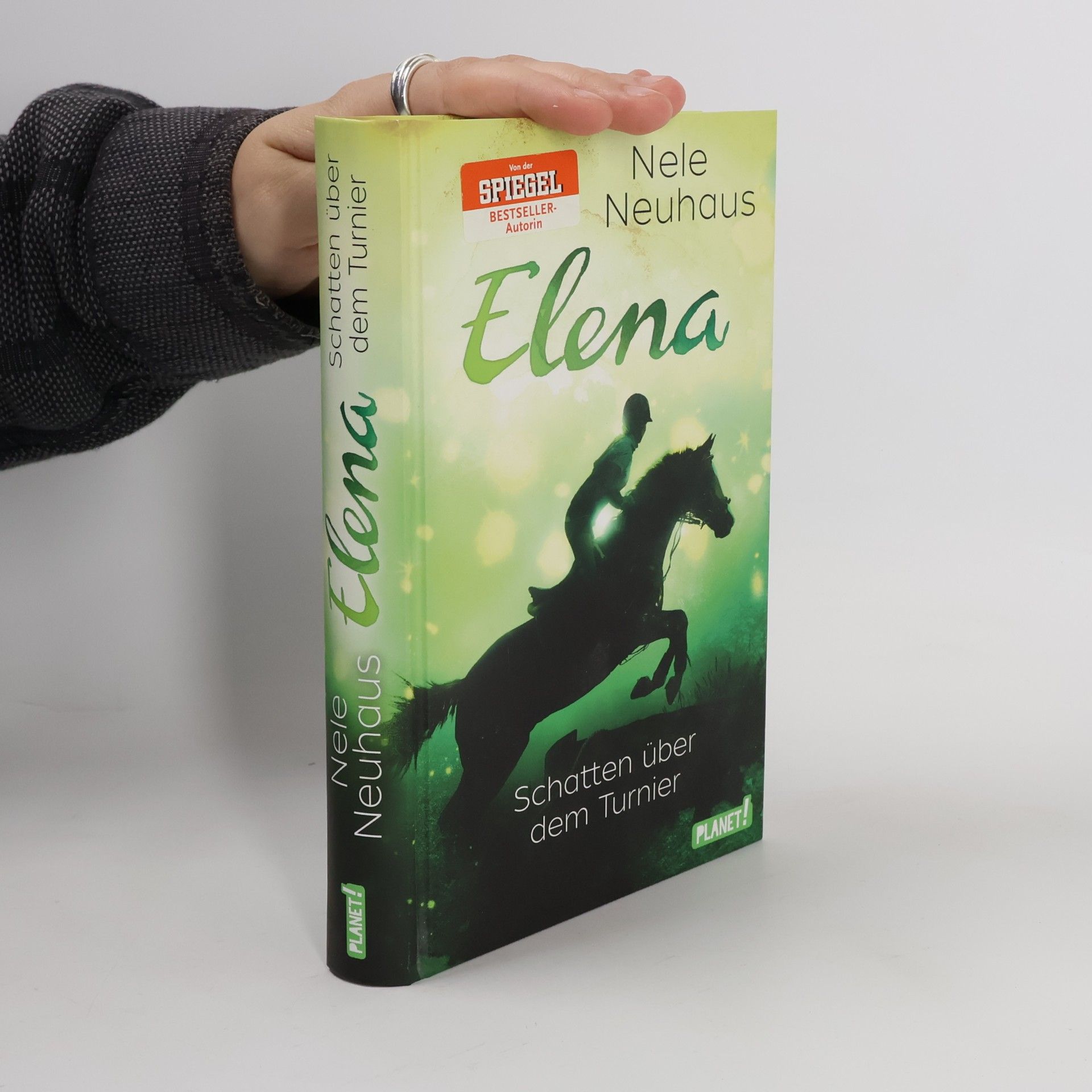 Nele Neuhaus Schatten über dem Turnier