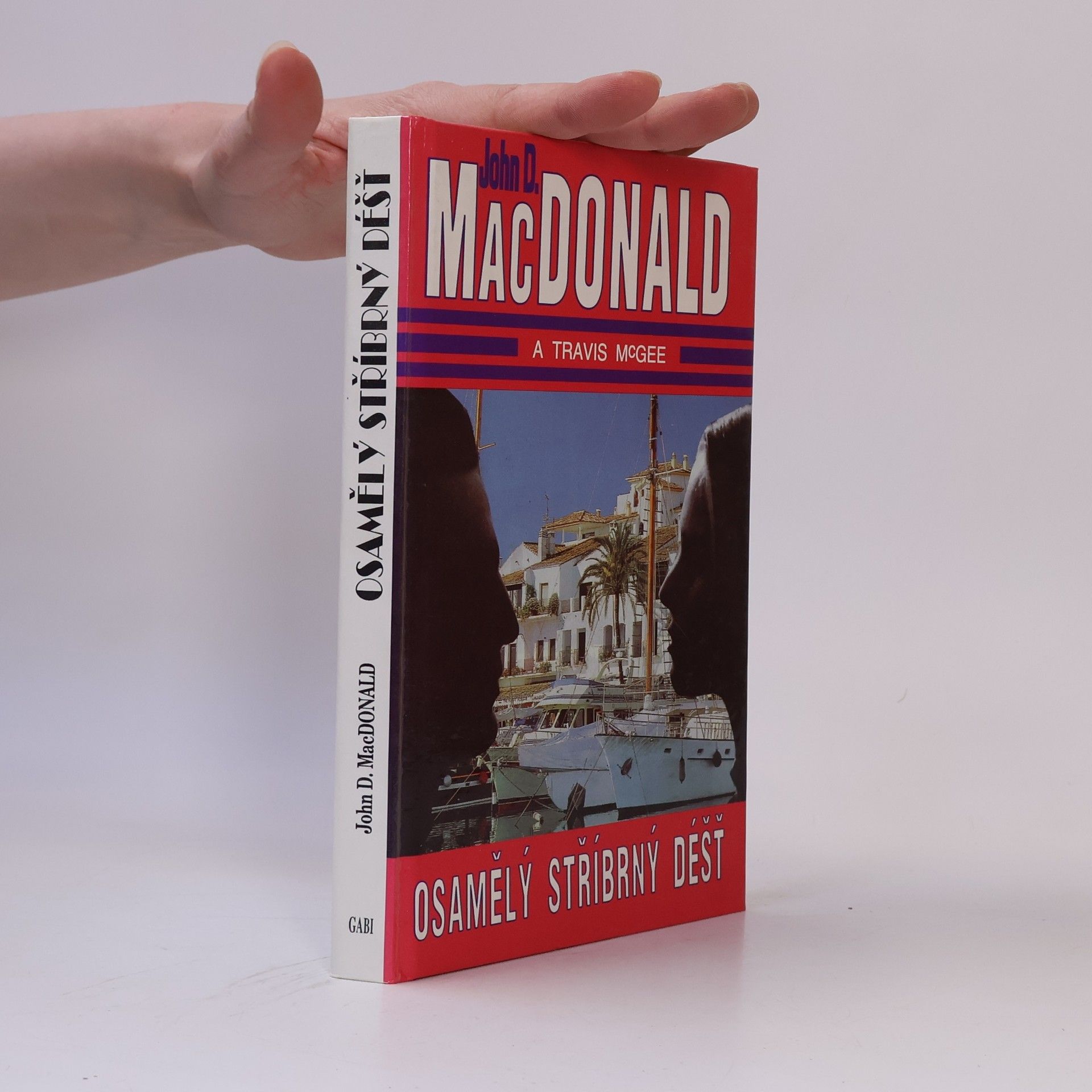 John D. MacDonald Osamělý stříbrný déšť
