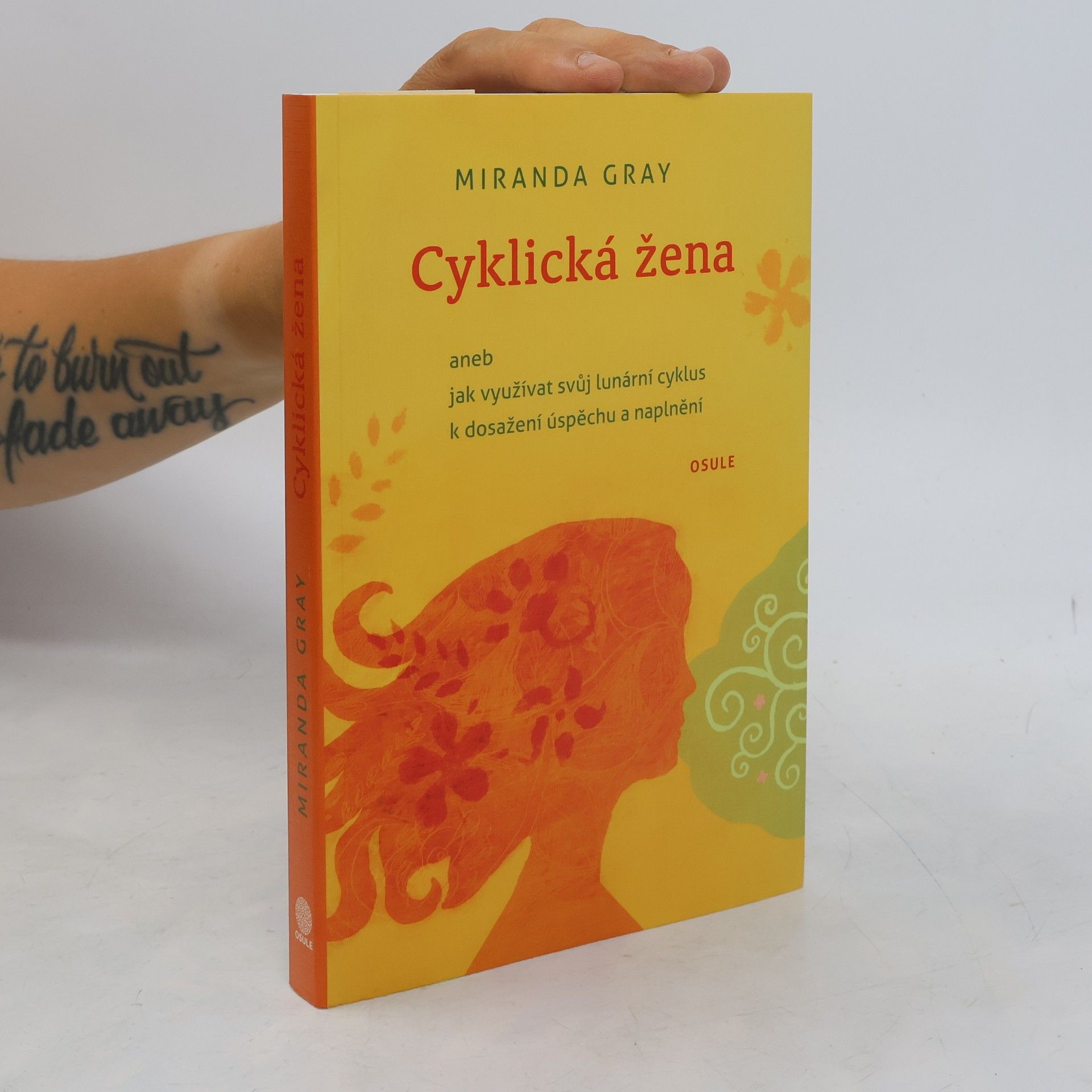 Mirinda Gray Cyklická žena