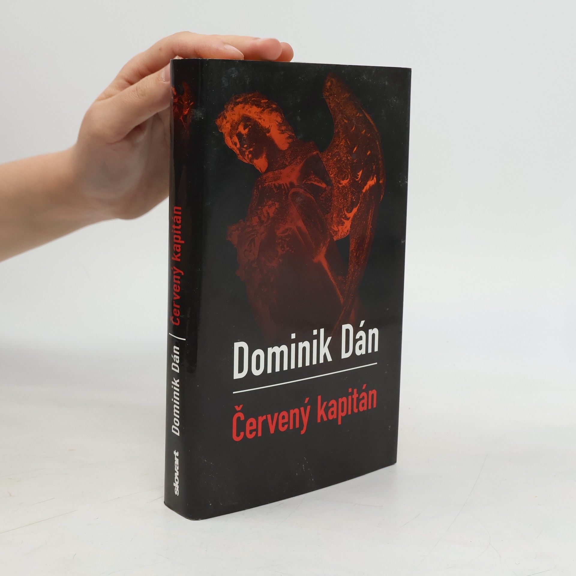 Dominik Dán Červený kapitán