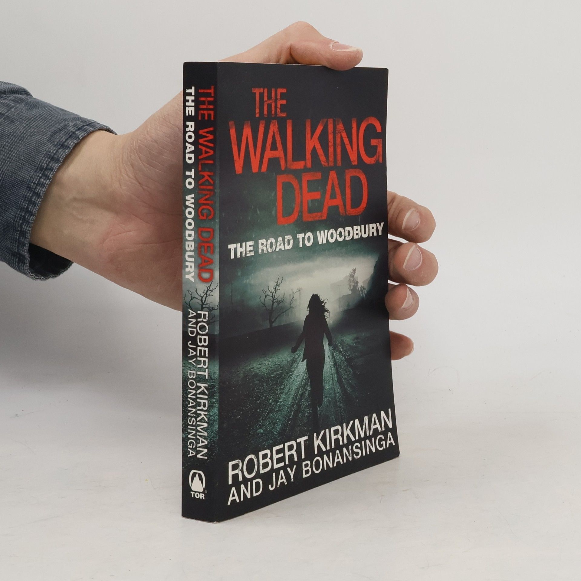 The Walking Dead. The Road to Woodbury