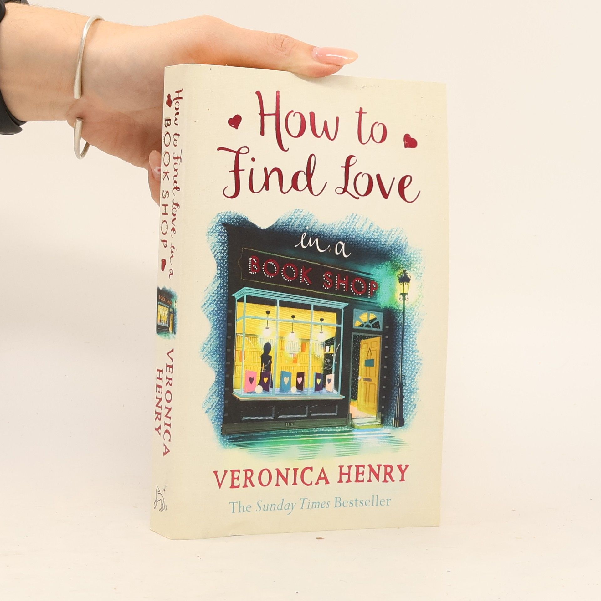 Veronica Henry How to Find Love in a Books Shop