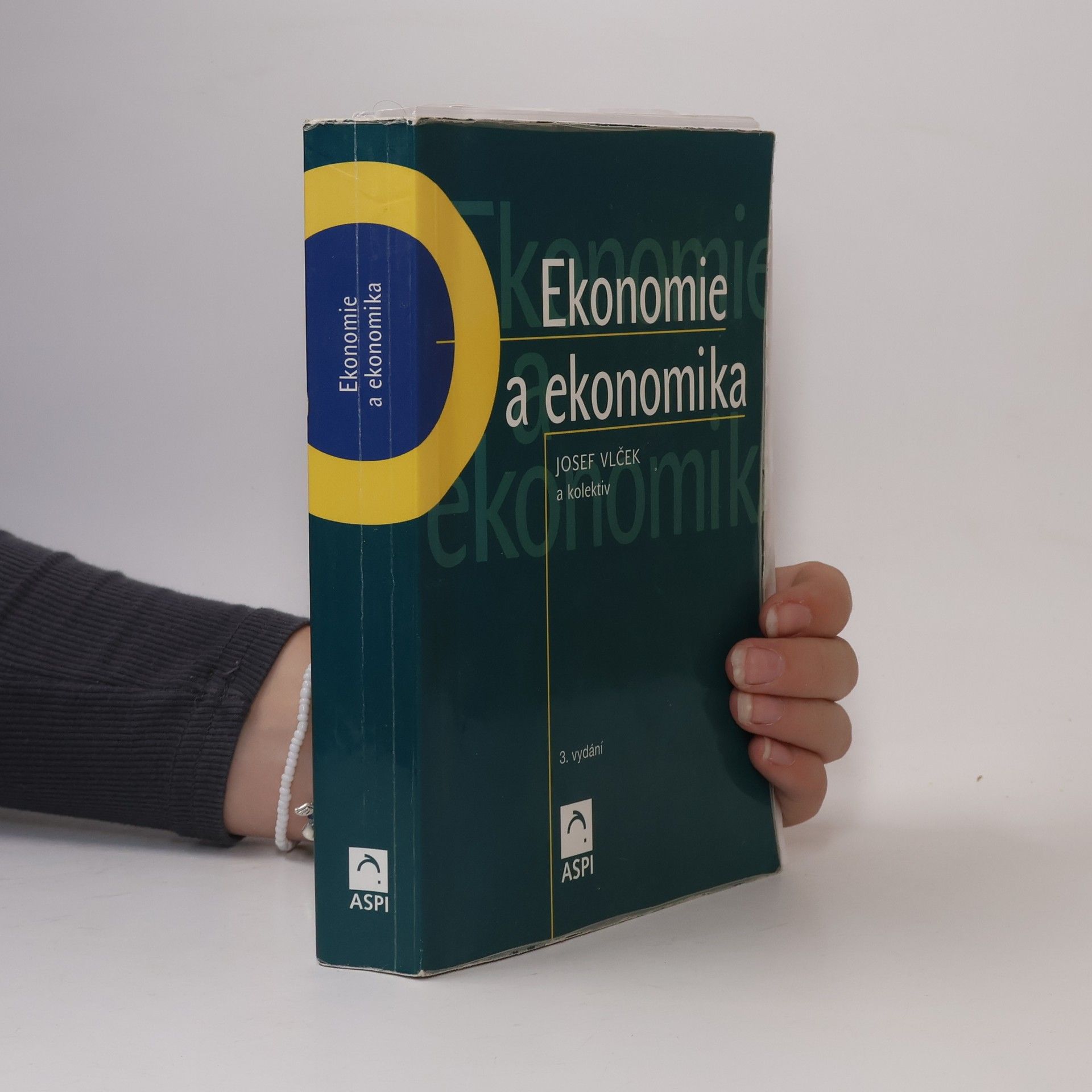 Autorenkollektiv Ekonomie a ekonomika