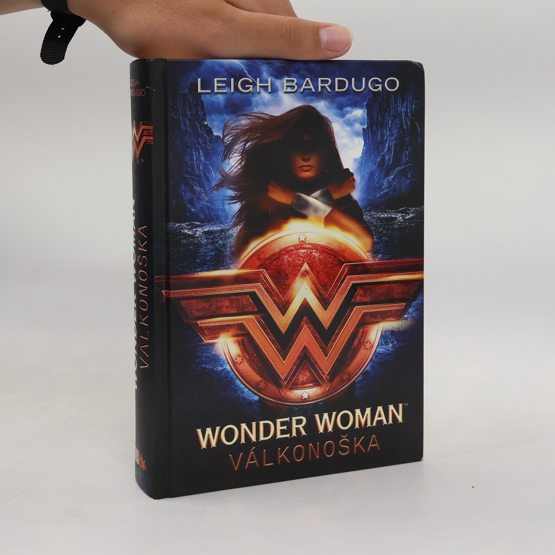Leigh Bardugo Wonder Woman. Válkonoška