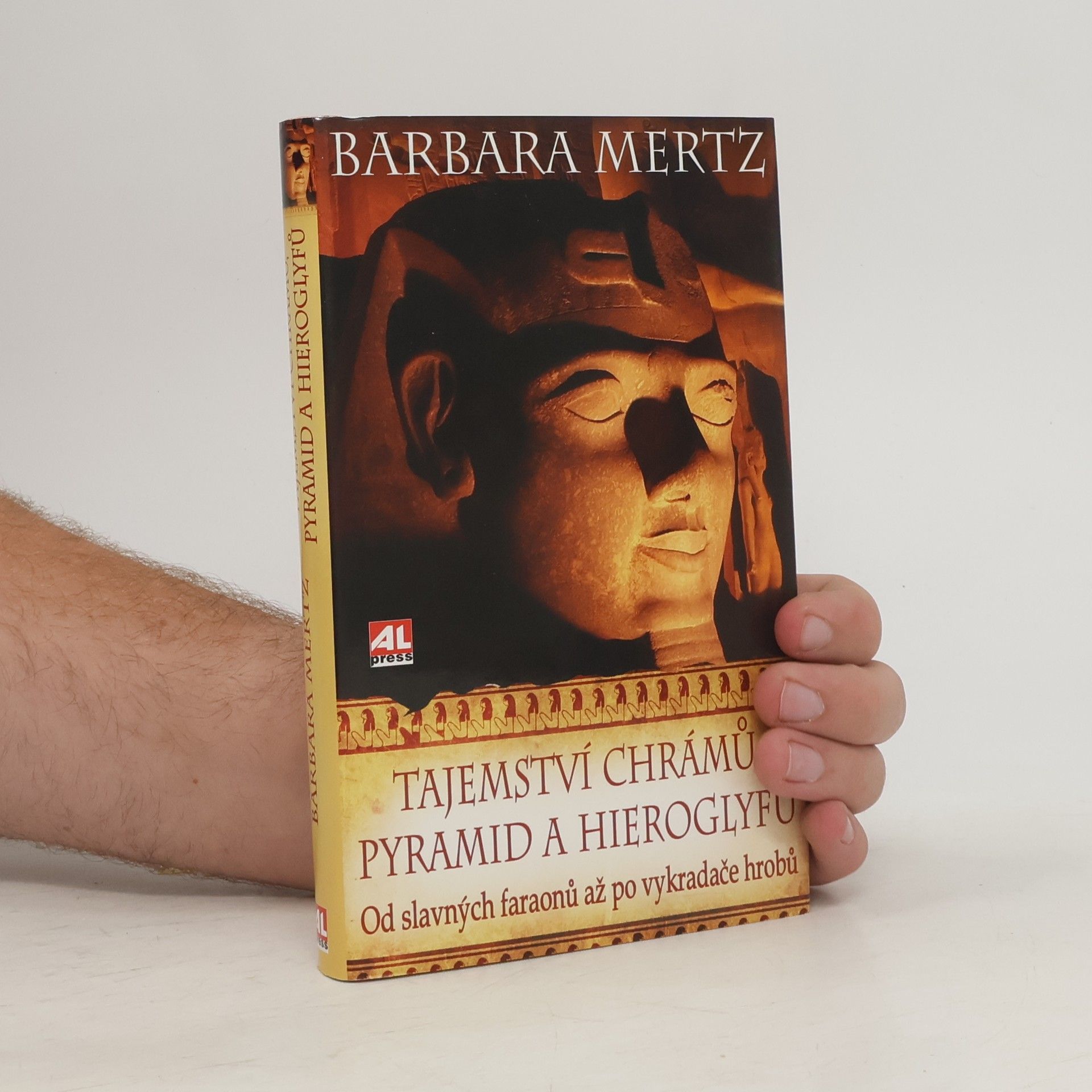 Elizabeth Peters Tajemství chrámů, pyramid a hieroglyfů. Od slavných faraonů až po vykradače hrobů