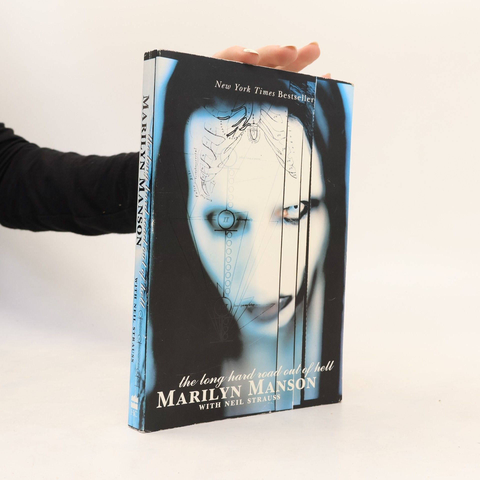 Marilyn Manson The long hard road out of hell
