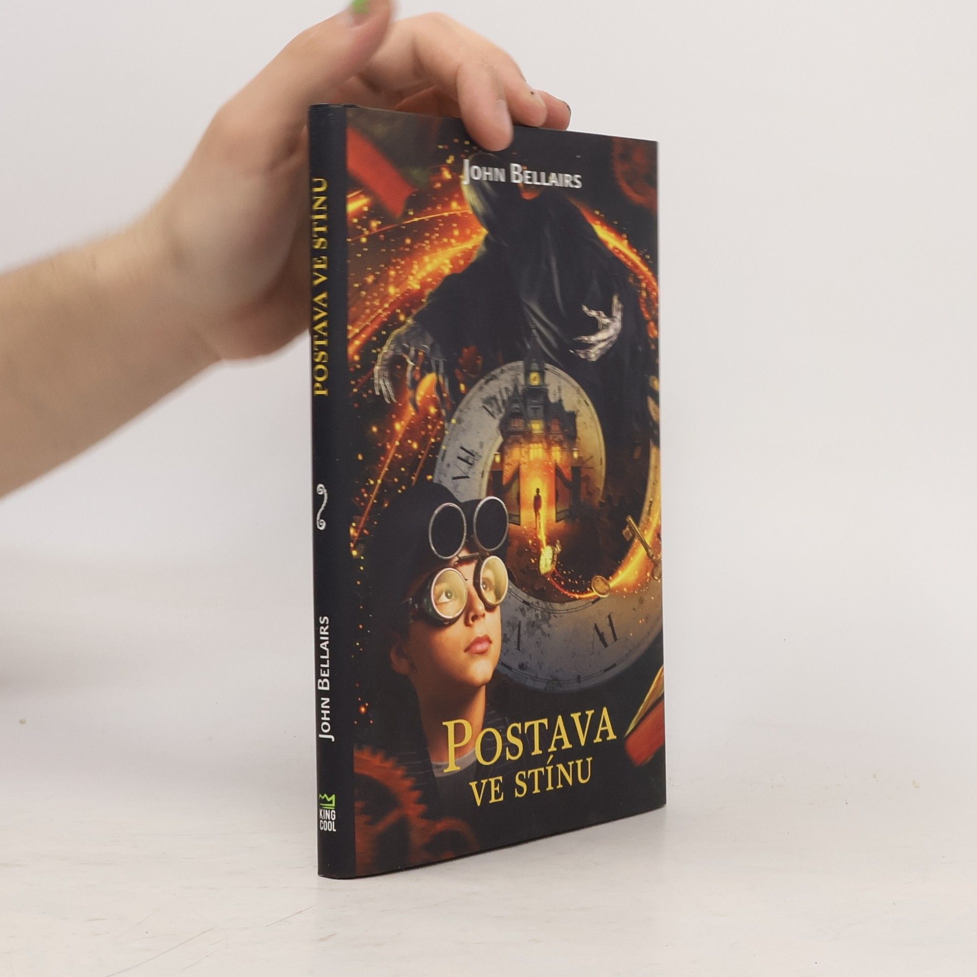 John Bellairs Postava ve stínu