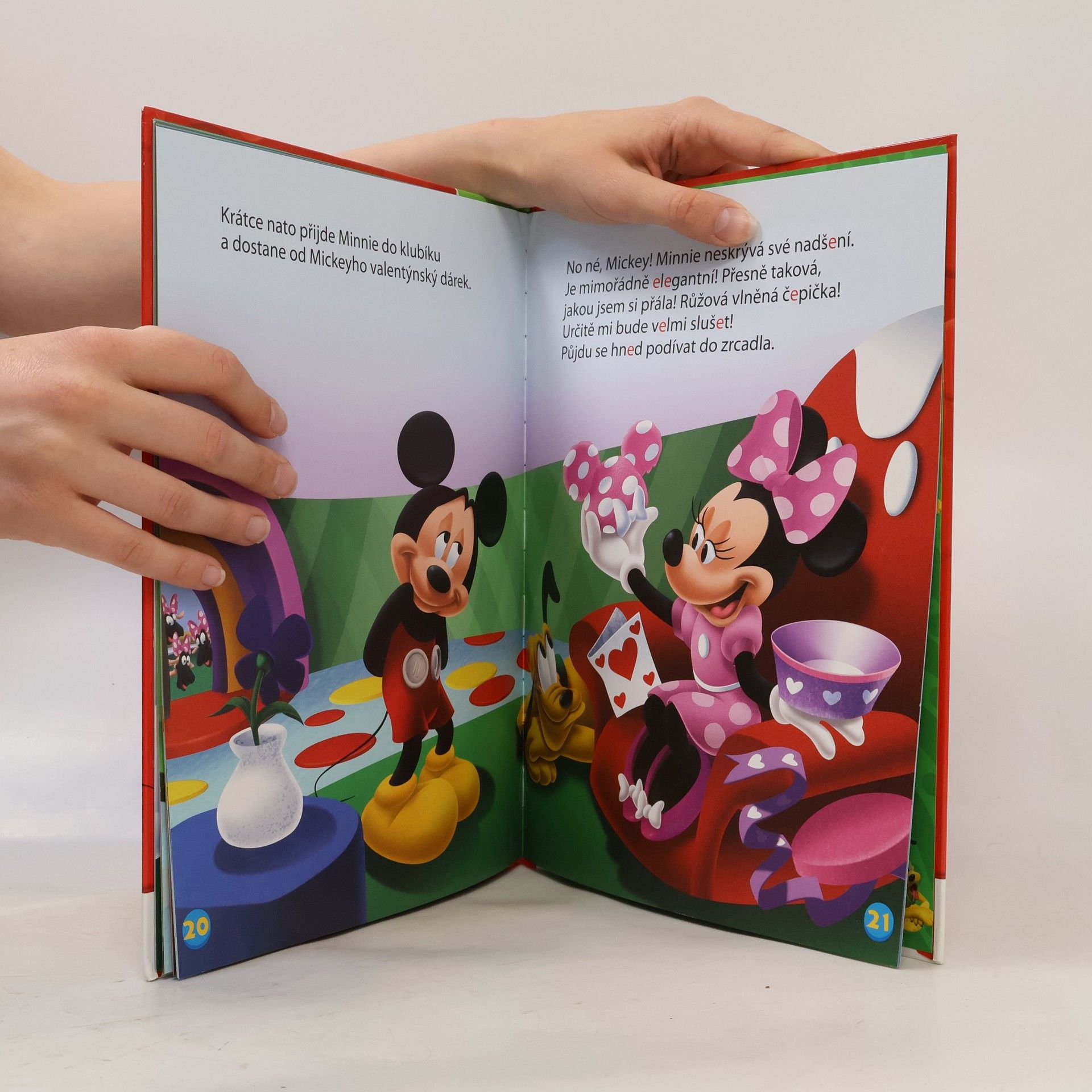 Various authors Hraj si a uč se s Mickey Mousem 10. Písmeno E!