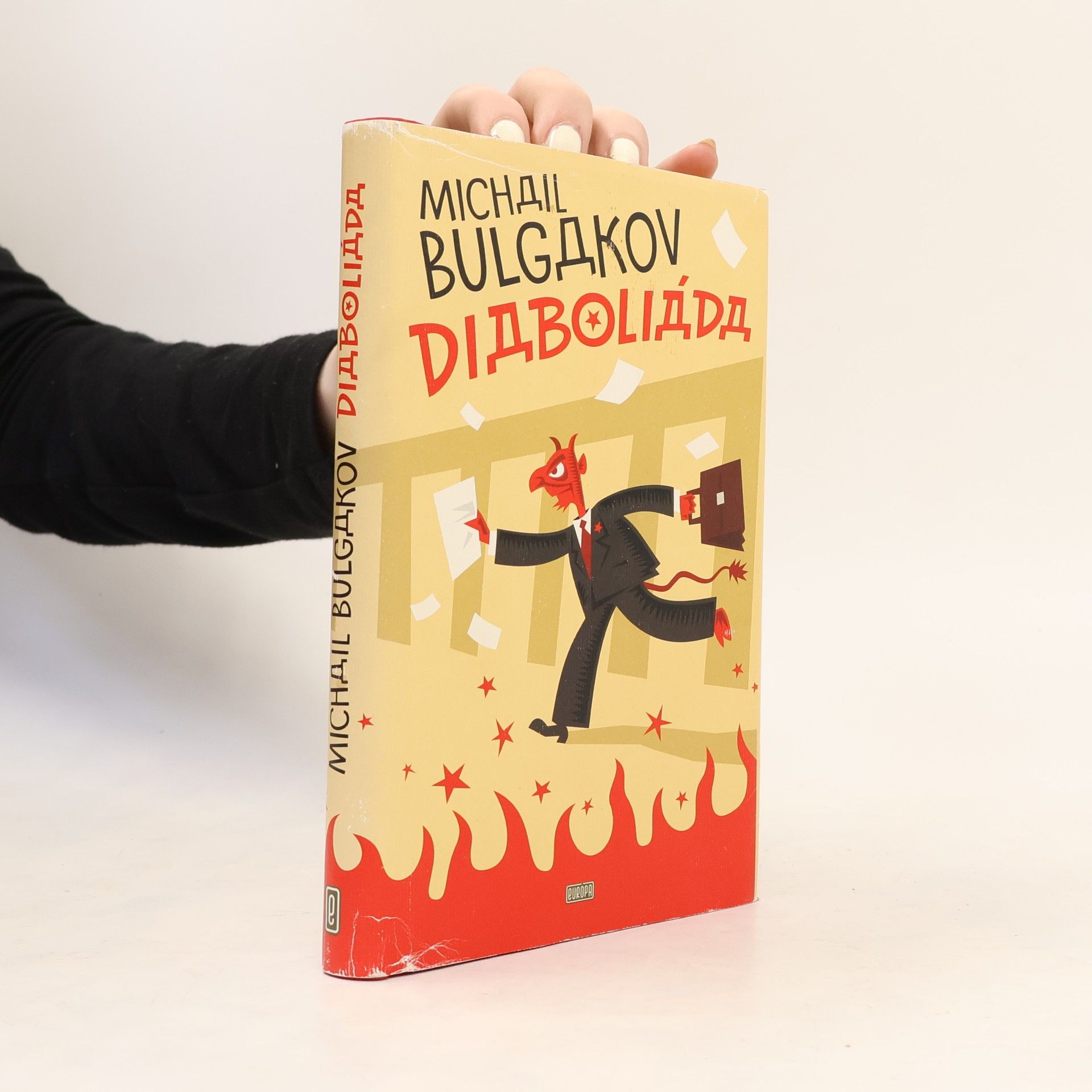 Mikhail Afanasyevich Bulgakov Diaboliáda