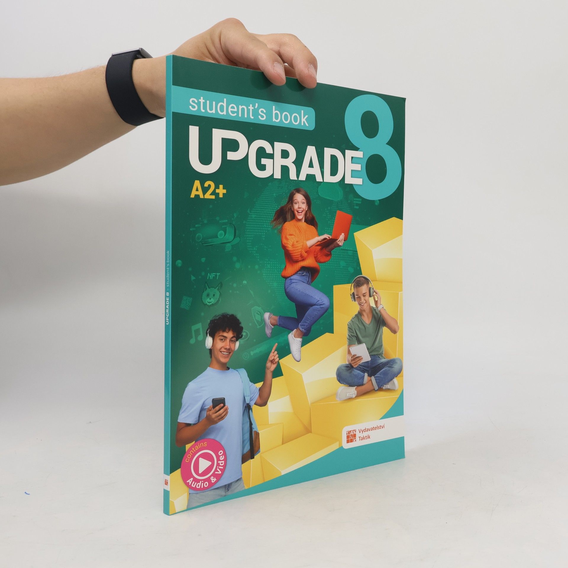 Collectif d'auteurs Upgrade 8. Student's Book A2+