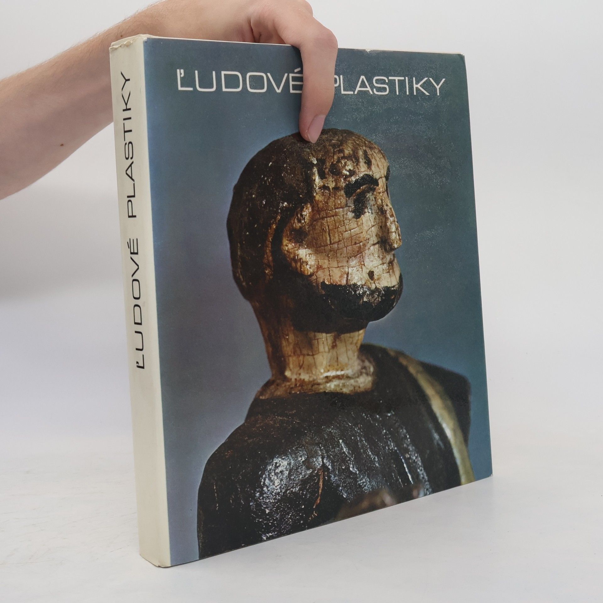 Soňa Kovačevičová Ľudové plastiky