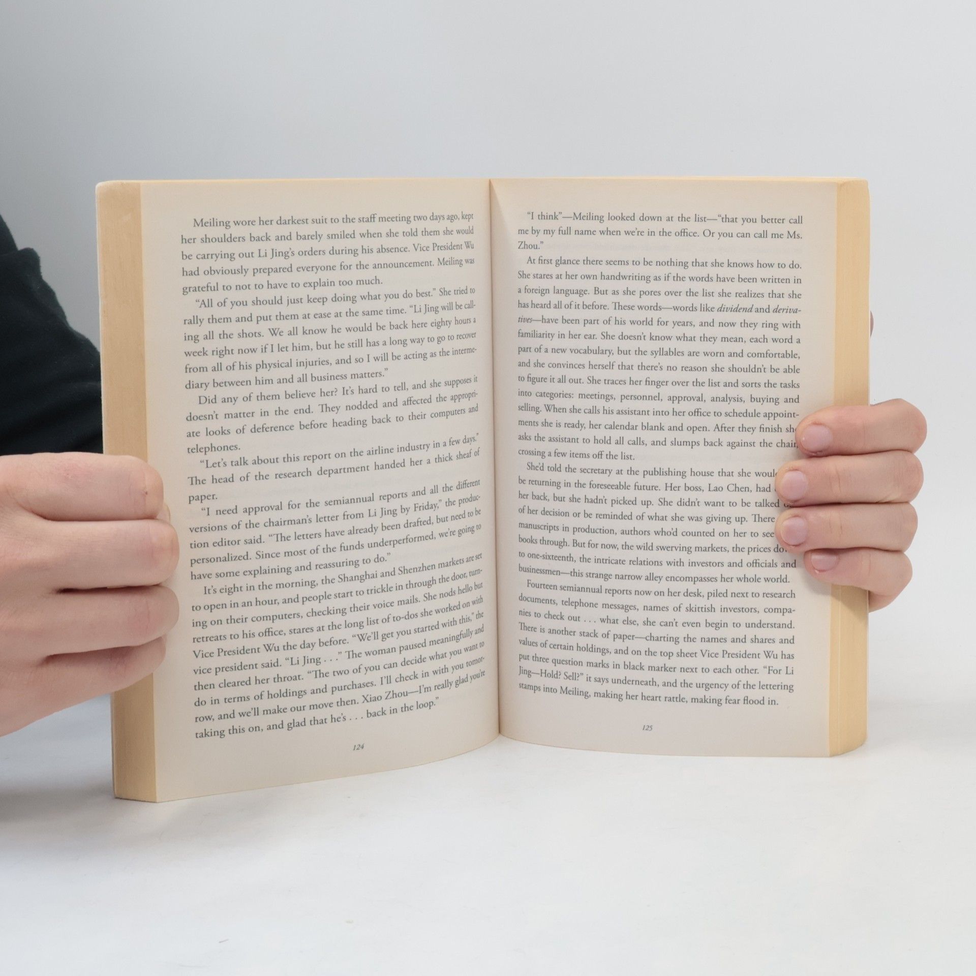 Ruiyan Xu The lost and forgotten languages of Shanghai