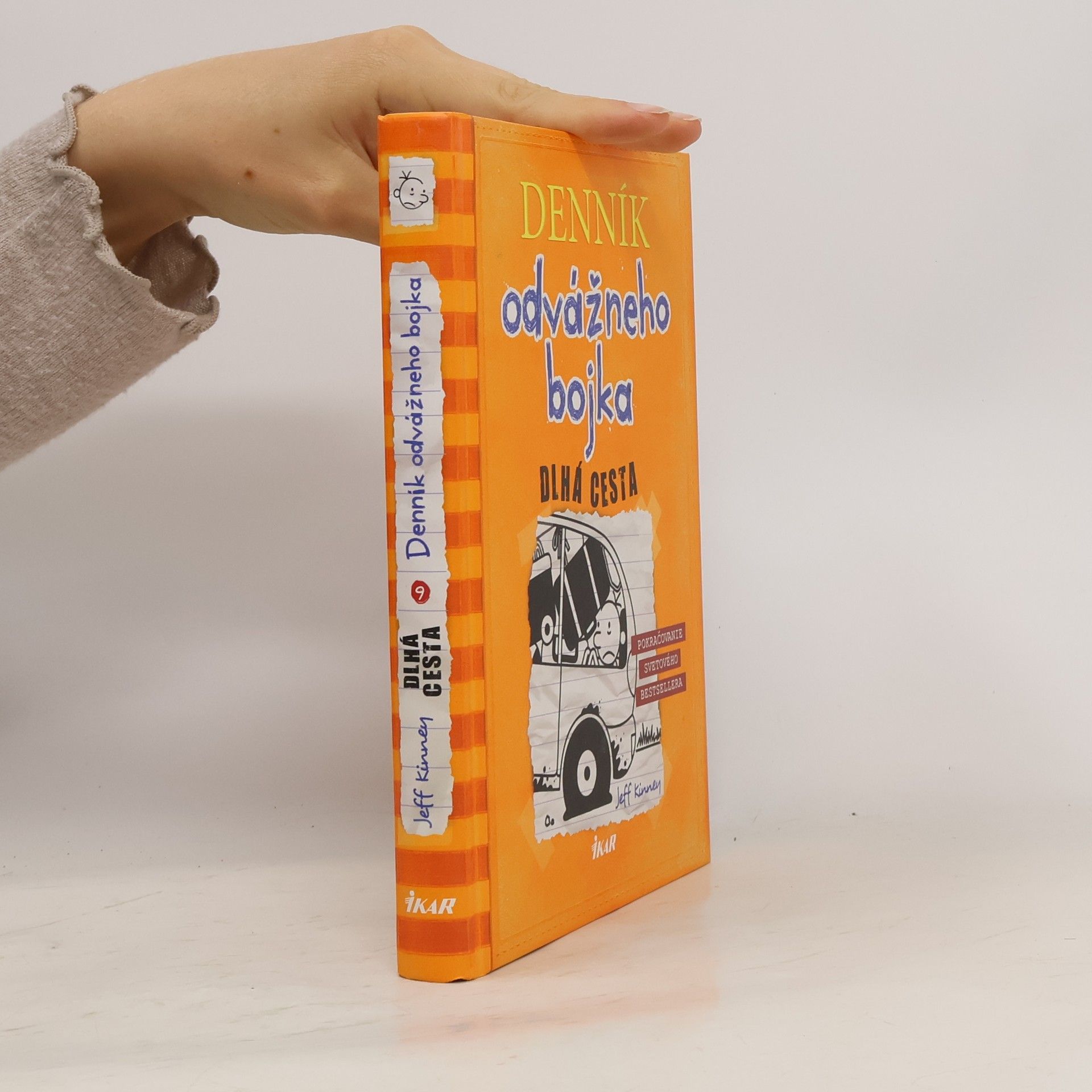 Jeff Kinney Denník odvážneho bojka 9. Dlhá cesta