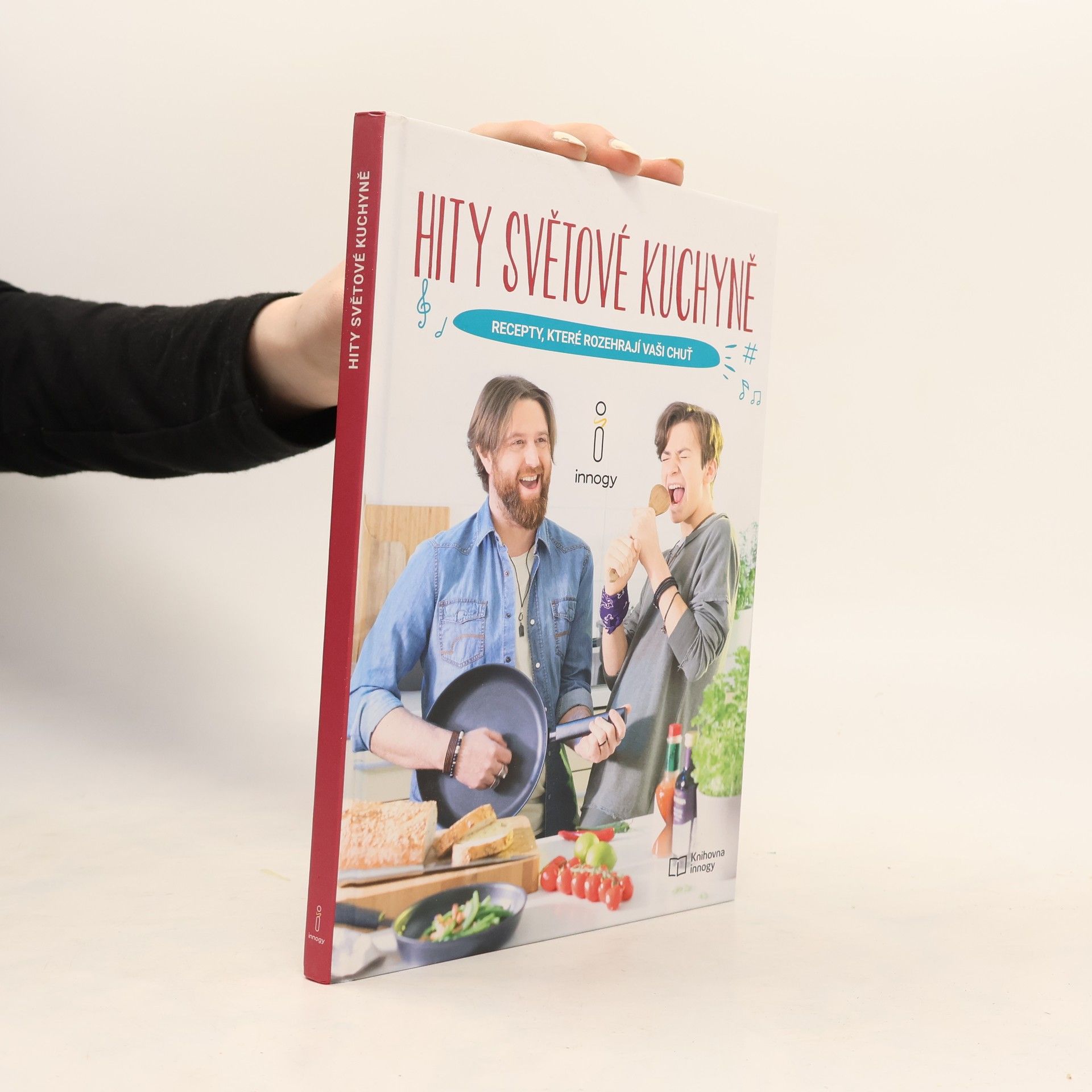 Autorenkollektiv Hity světové kuchyně. Recepty, které rozehrají vaši chuť