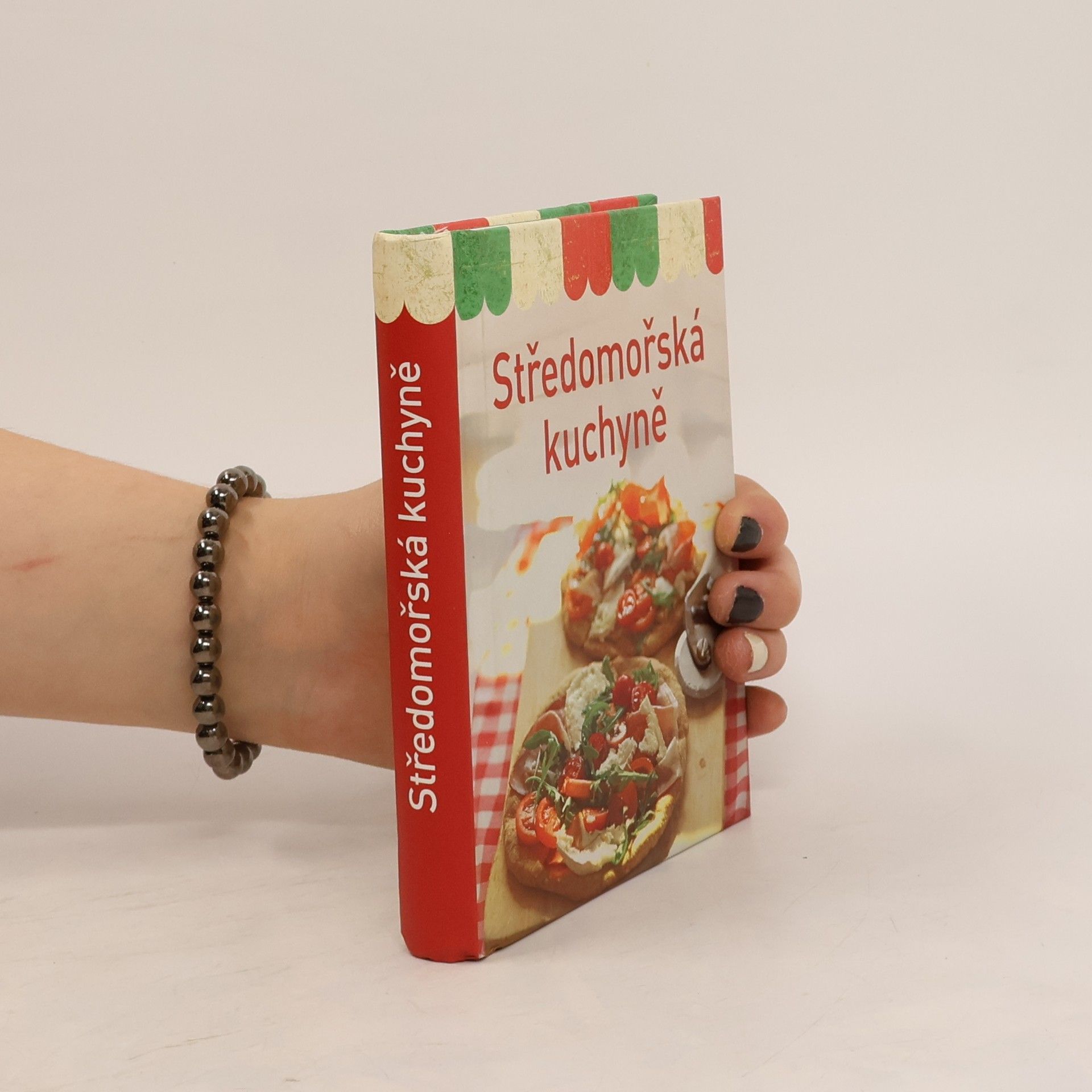 Autorenkollektiv Středomořská kuchyně