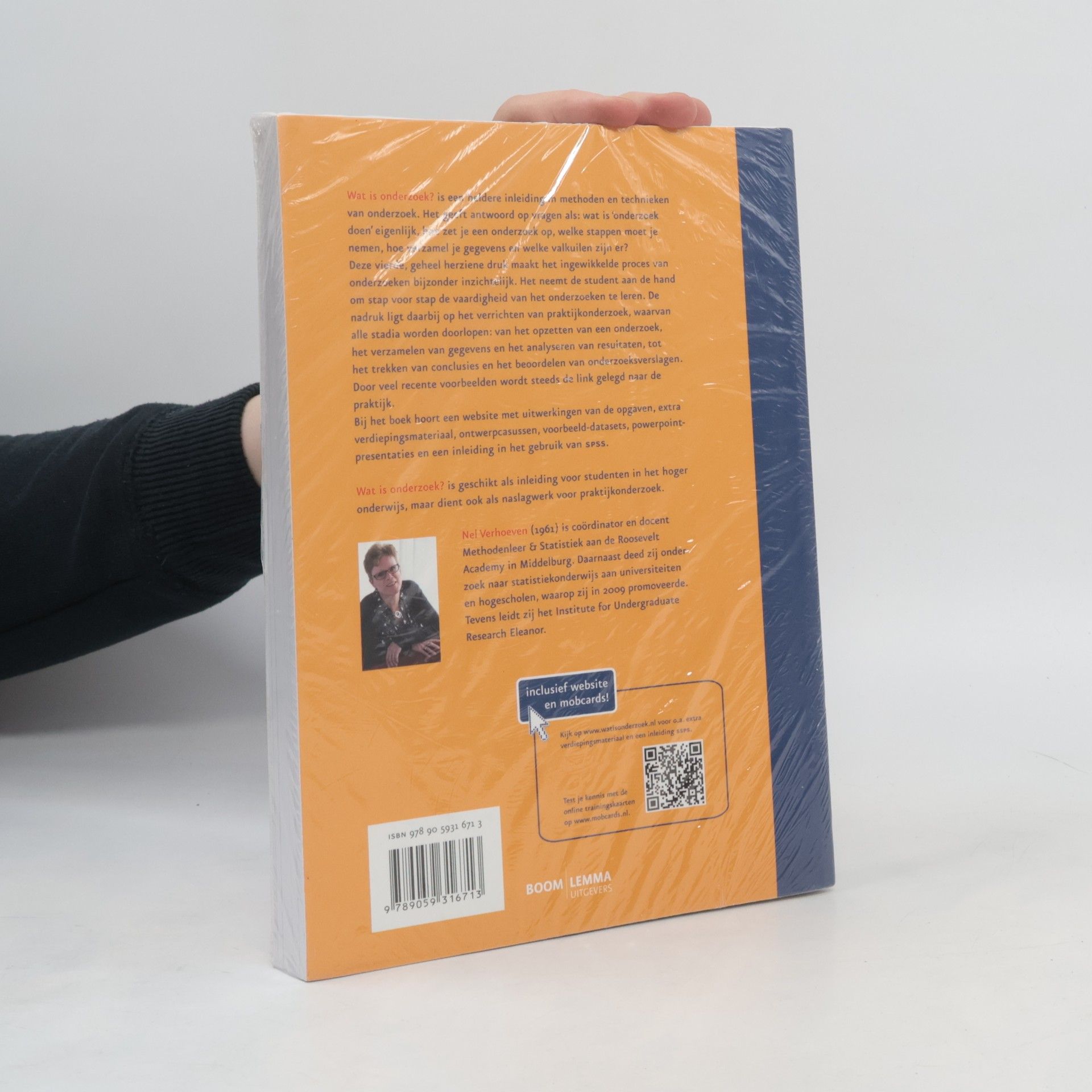 Nel Verhoeven Wat is onderzoek? Praktijkboek methoden en technieken voor het hoger onderwijs - 4e druk - inclusief website en mobcards!