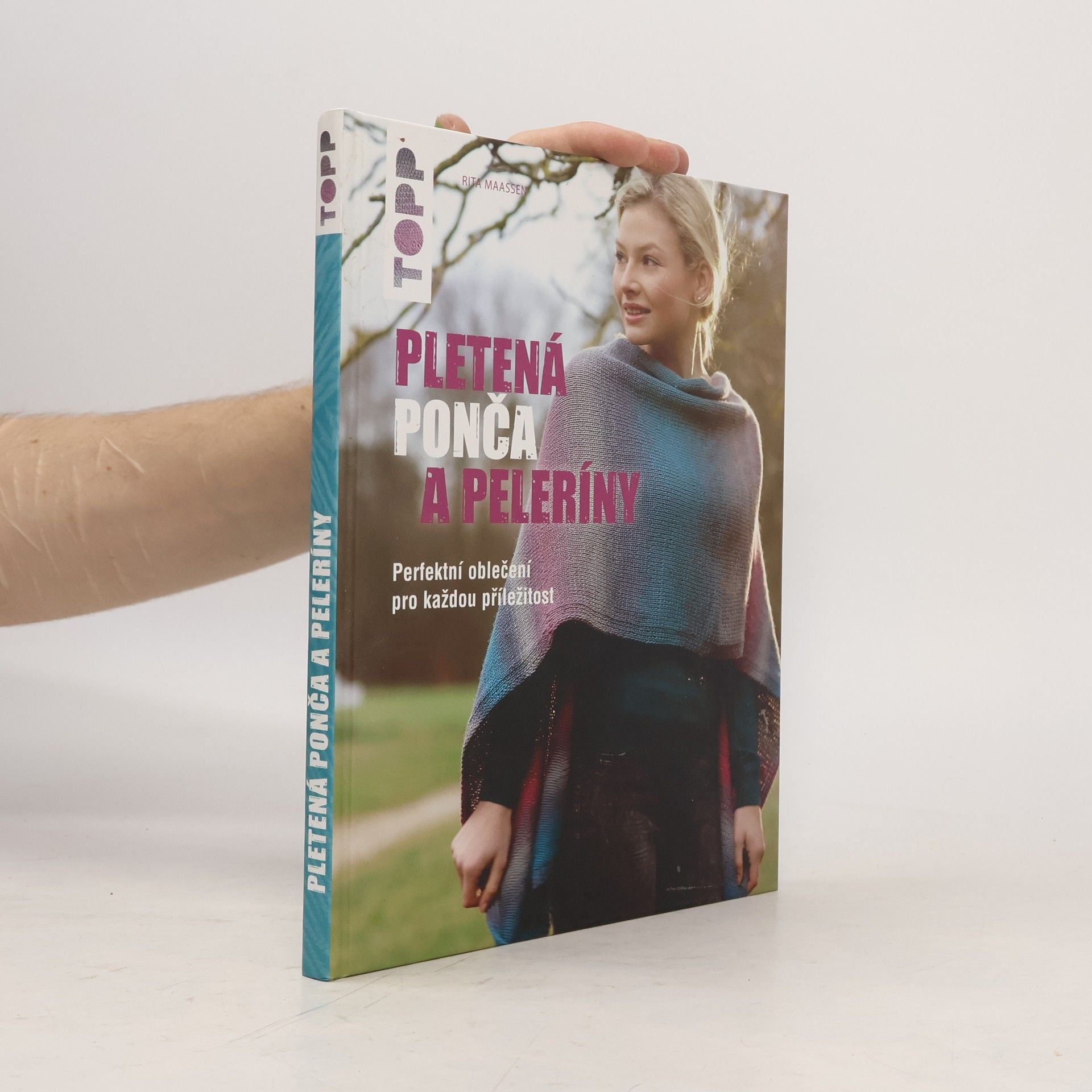 AA.VV. TOPP Pletená ponča a peleríny