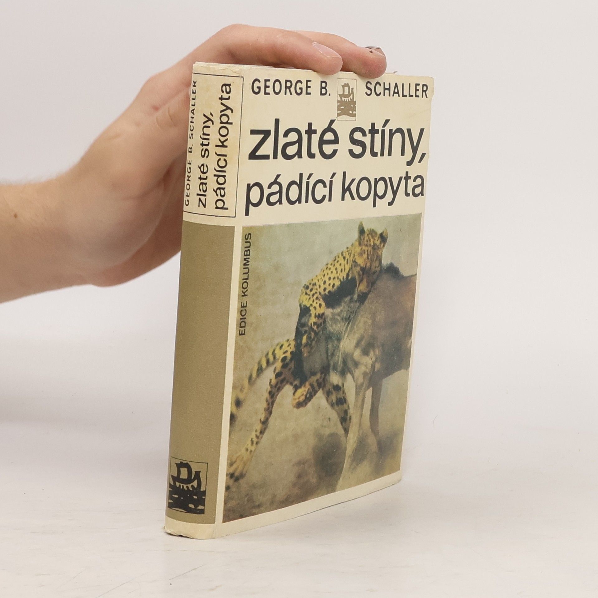 George Schaller Zlaté stíny, pádící kopyta