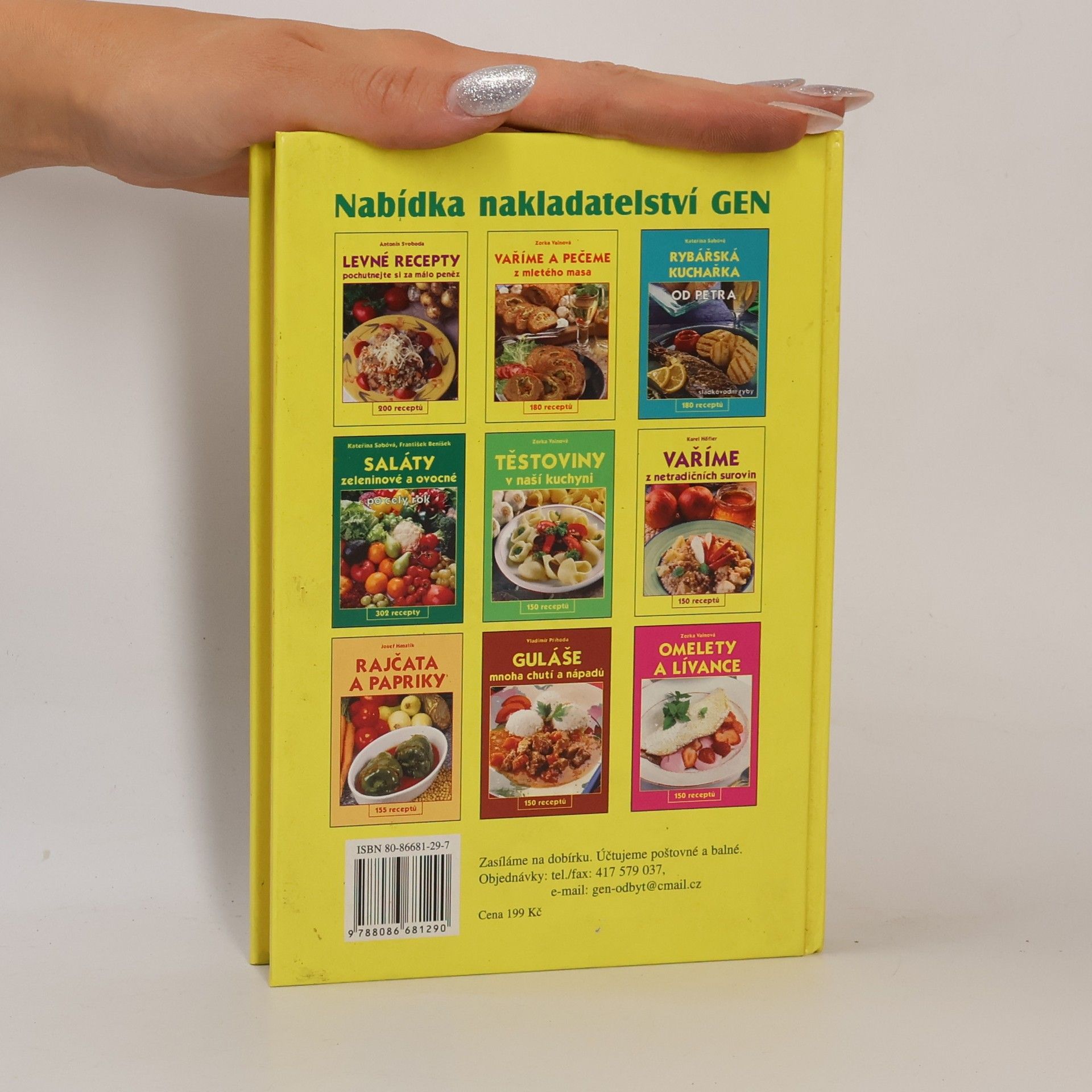 Kateřina Sabóvá Cukety, lilky a patizony v naší kuchyni