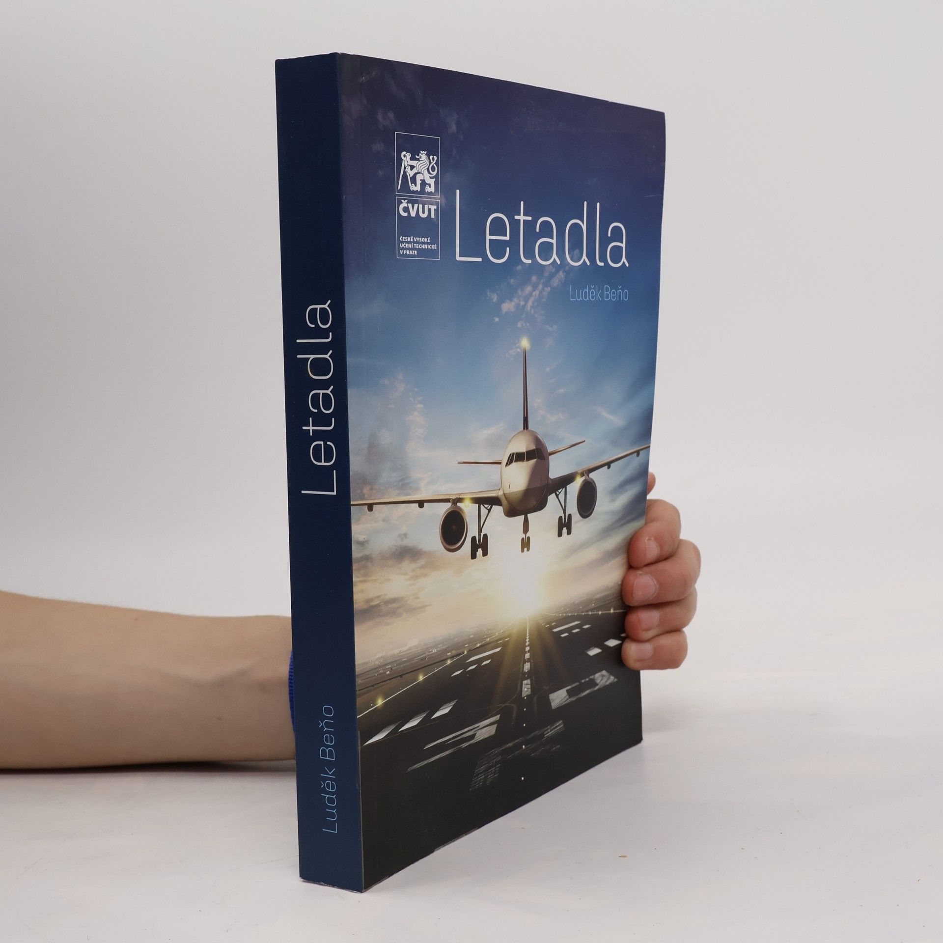 Letadla