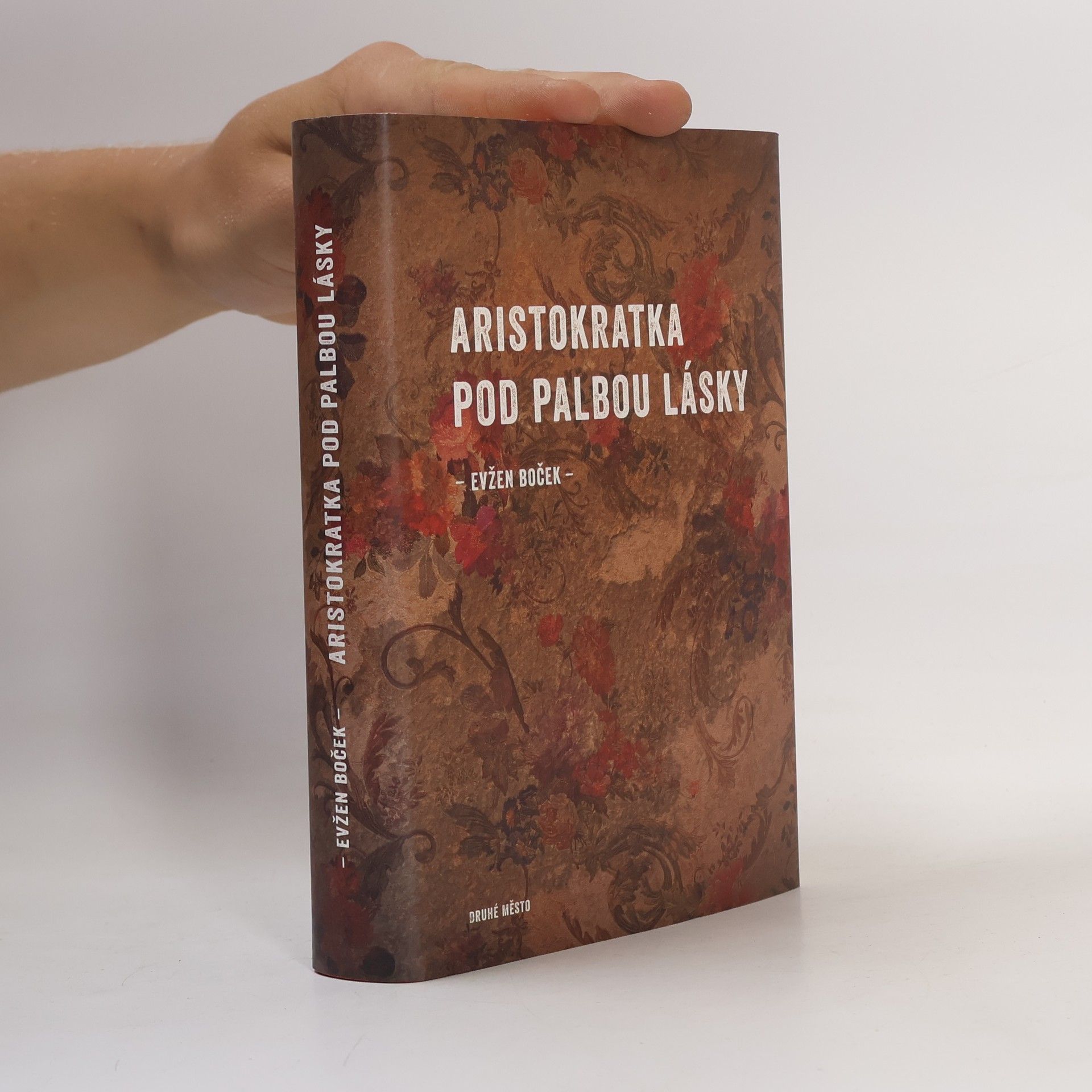 Evžen Boček Aristokratka pod palbou lásky