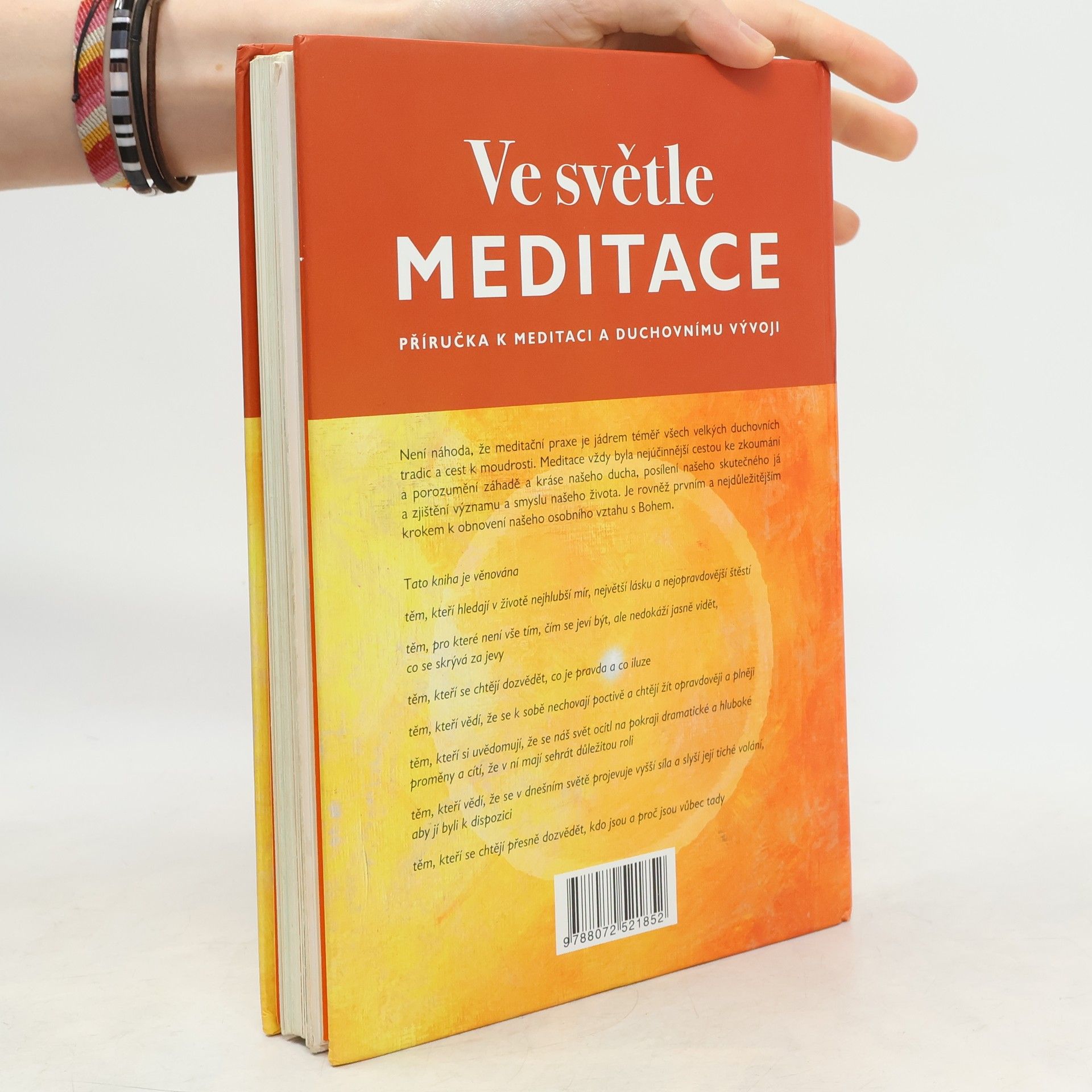 Mike George Ve světle meditace : příručka k meditaci a duchovnímu vývoji
