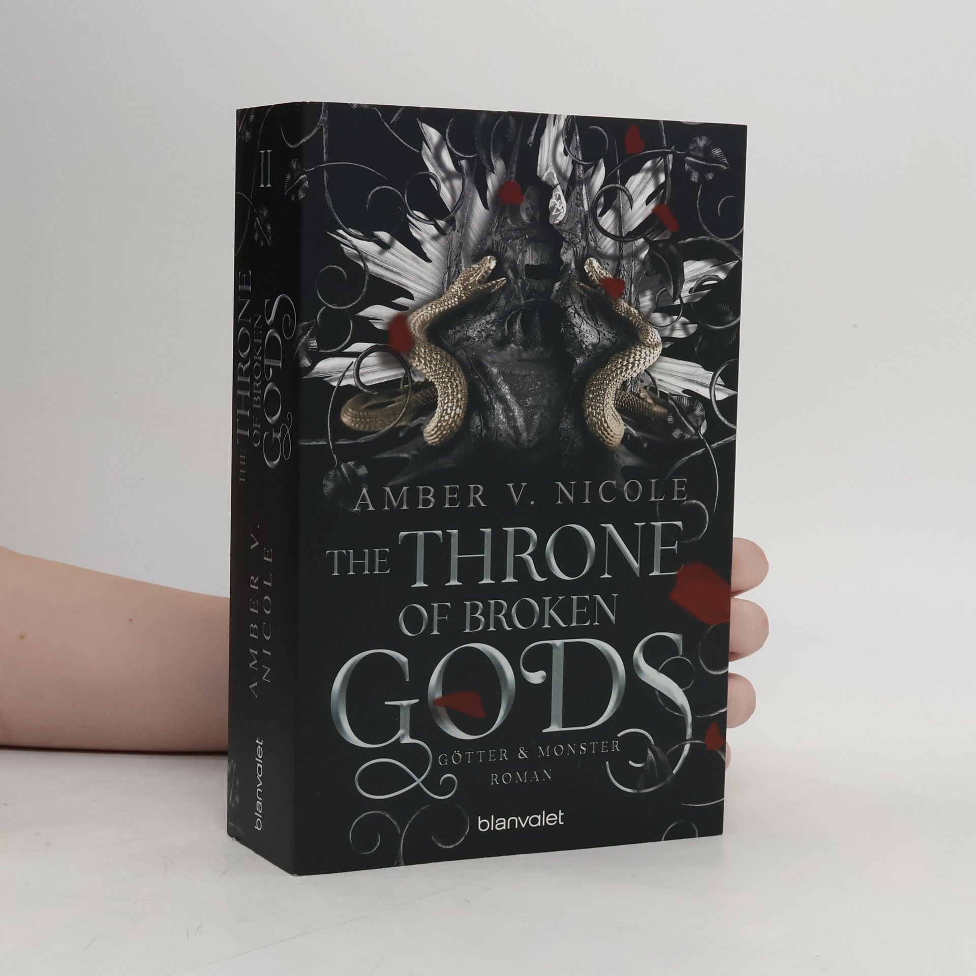Amber V. Nicole Götter und Monster 2: The Throne of Broken Gods