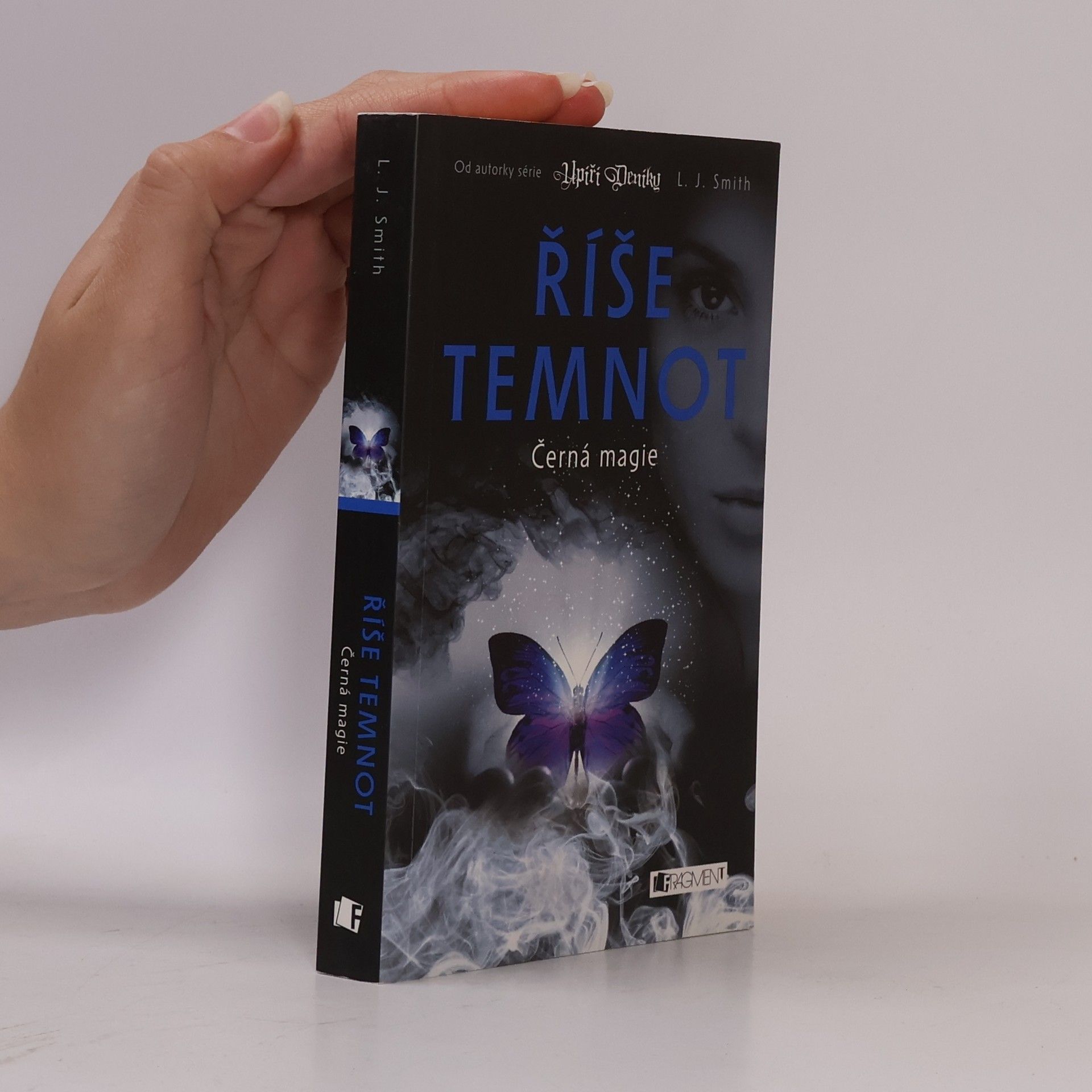 L. J. Smith Říše temnot. Černá magie