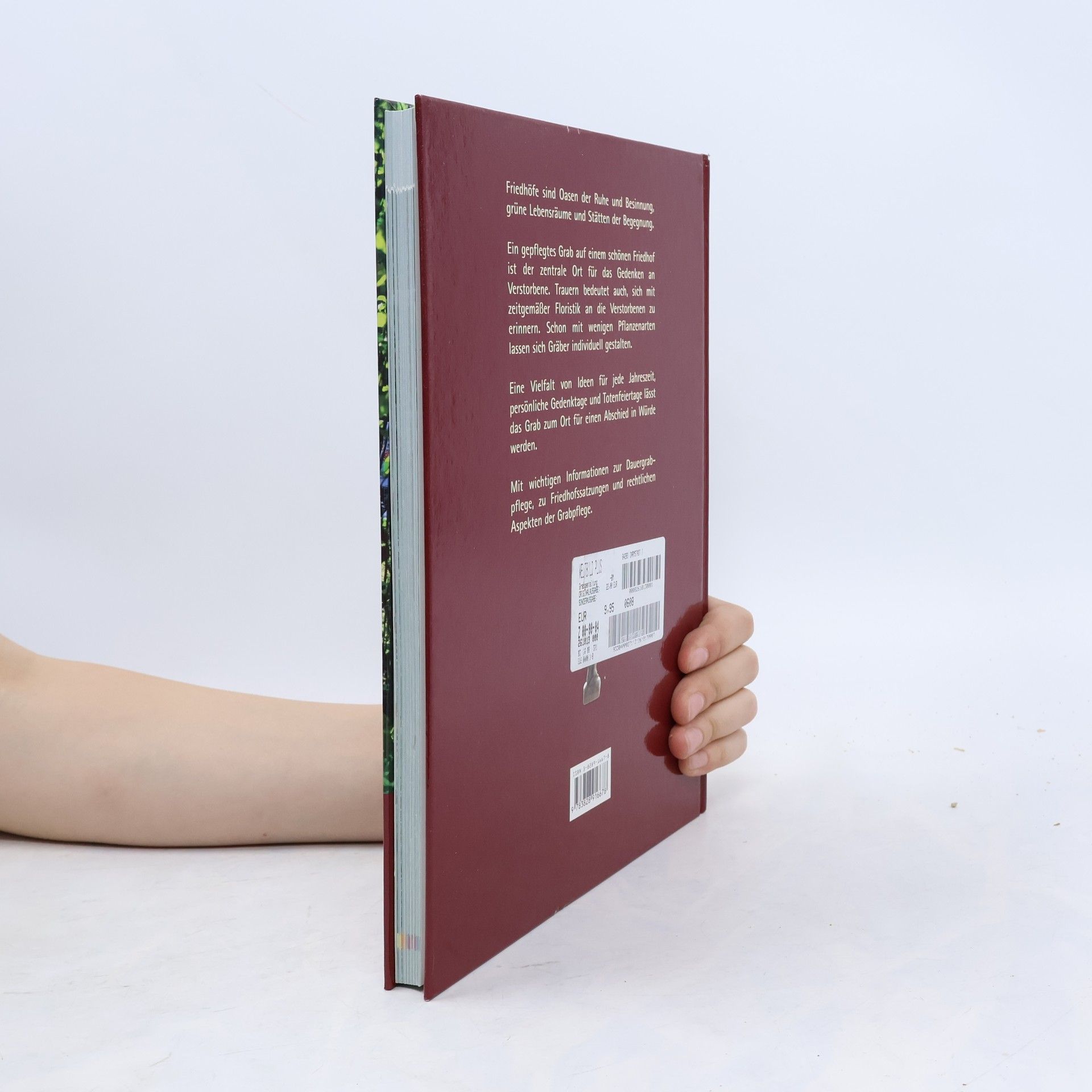 Christine James Grabgestaltung