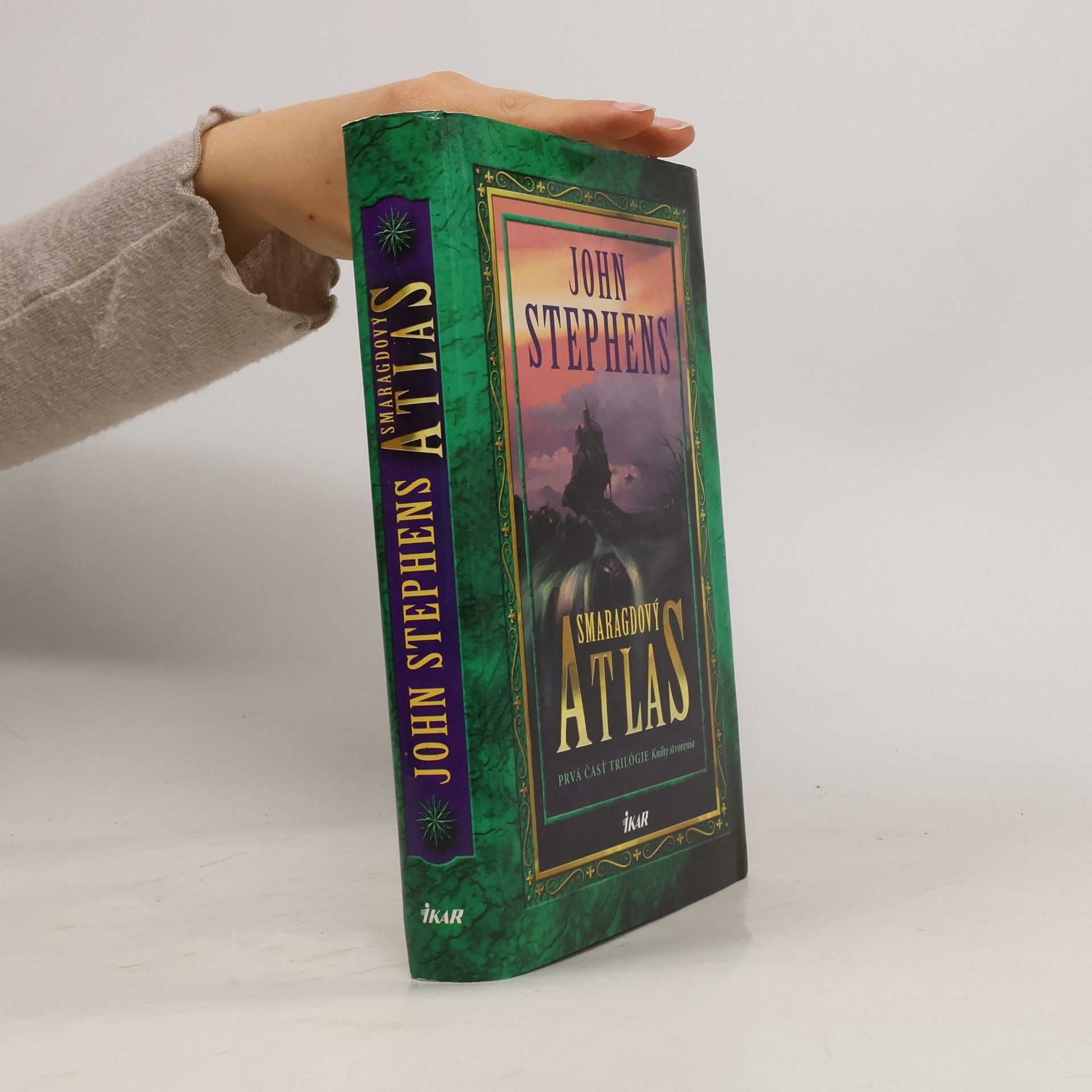 John Stephens Smaragdový atlas