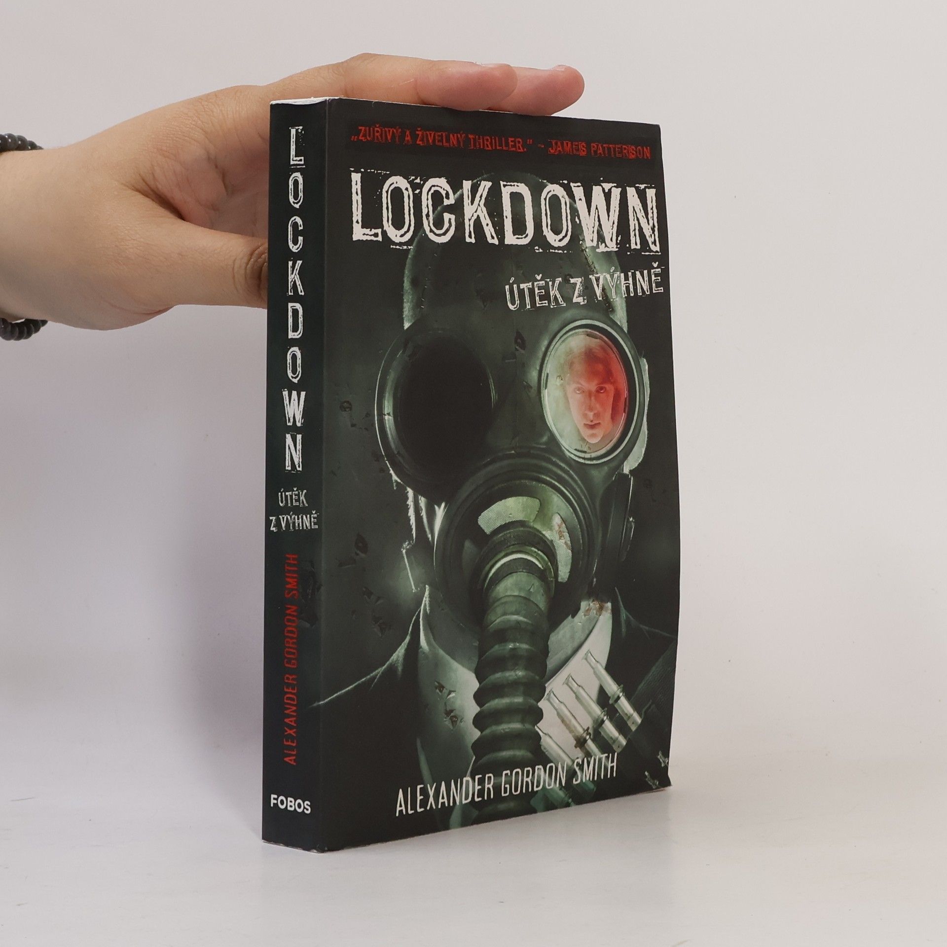 Alexander Gordon Smith Lockdown