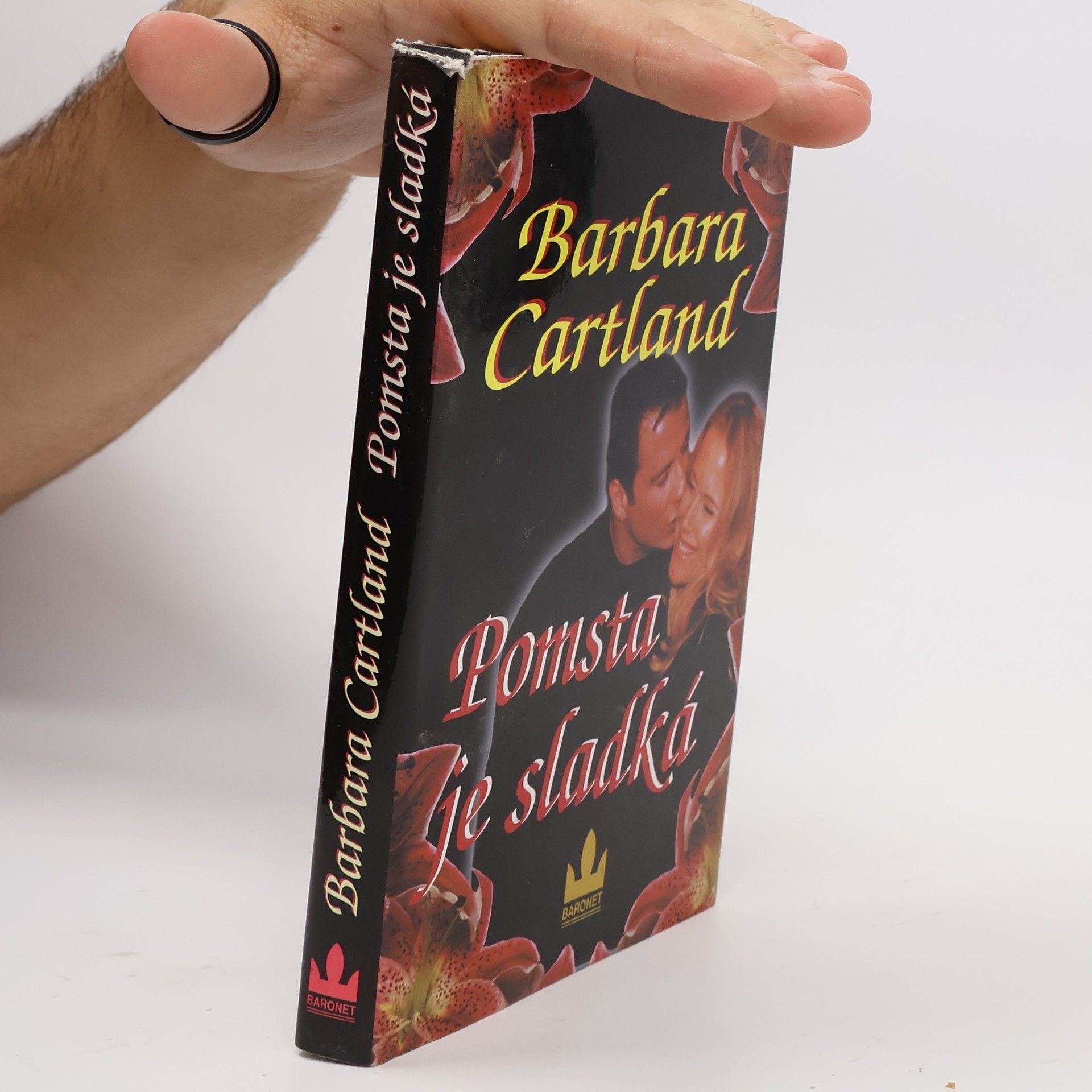 Barbara Cartland Pomsta je sladká / Nevinnost